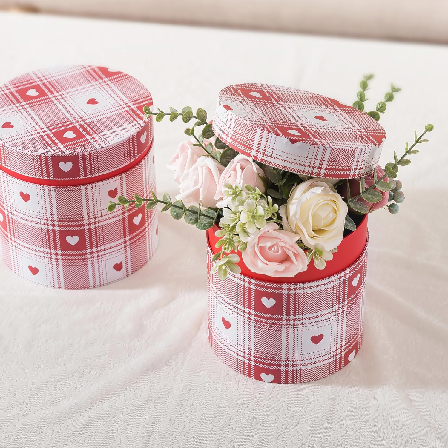 Soul & Lane - Round Flower Gift Boxes with Lids, Set of 3, Valentine Plaid image 4