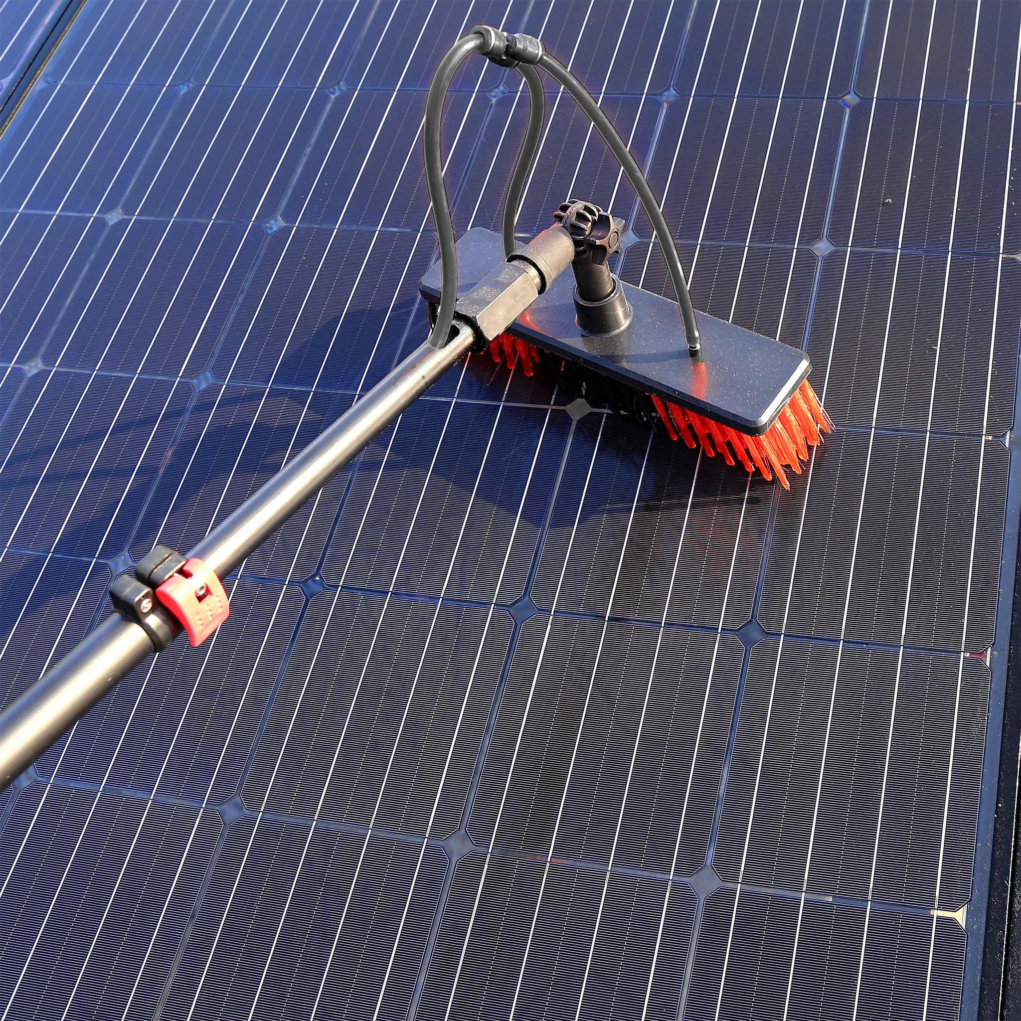 XPOtool Waschbürste Teleskopstiel und Wasserzufuhr Set, 9 m Stiel, 15 m Schlauch, Waschbesen u.a. für Fenster und Solarpaneele