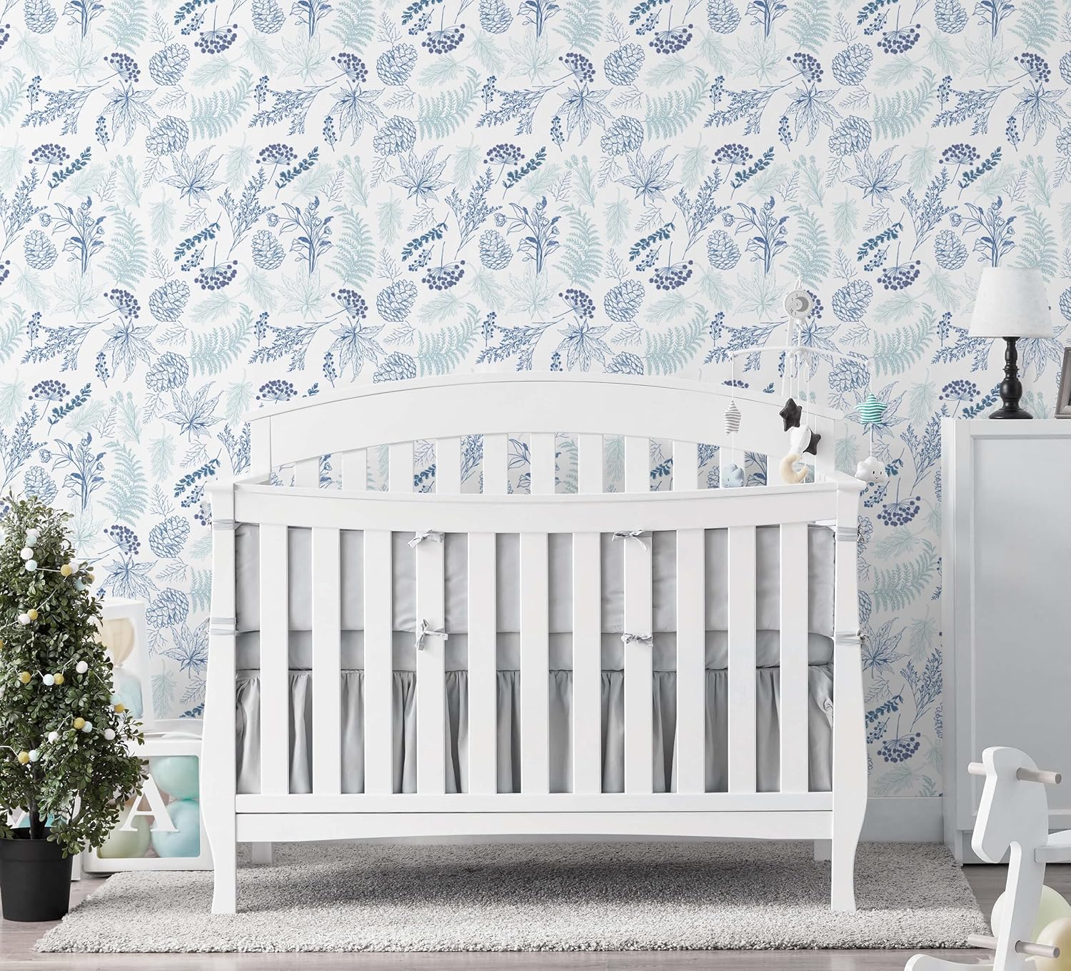 White and Blue Leaf Floral Wallpaper Peel and Stick Countertop Contact Paper for Bedroom Kitchen Cabinet Drawers Self-Adhesive Removable Renter Friendly Waterproof Boho Style 17.3"x137"