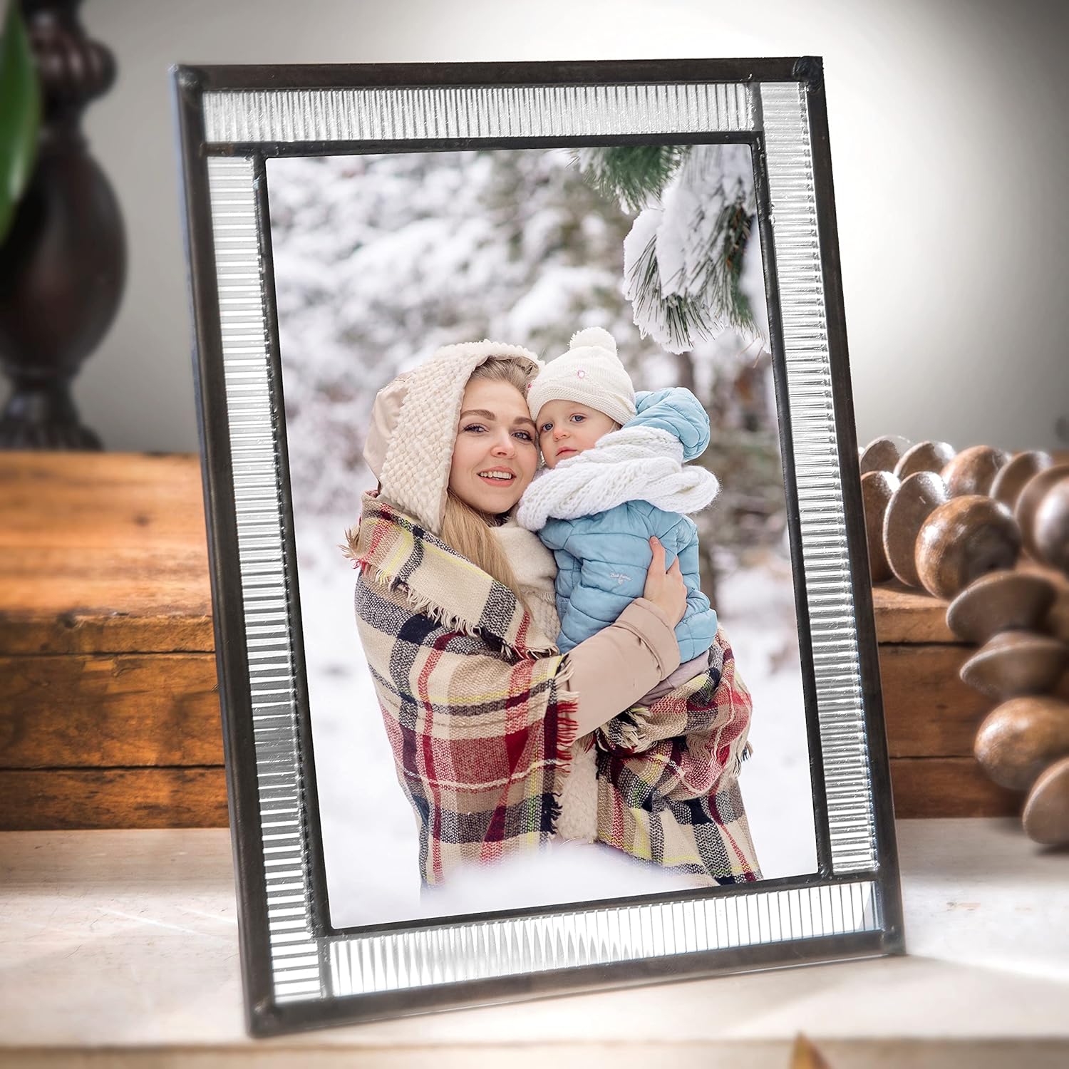 Large Picture Frames Clear Glass 5x7 Photo Vertical or Horizontal Table Top Modern Traditional Home or Office Decor Wedding Anniversary Family Graduation Gift J Devlin Pic 322-57HV