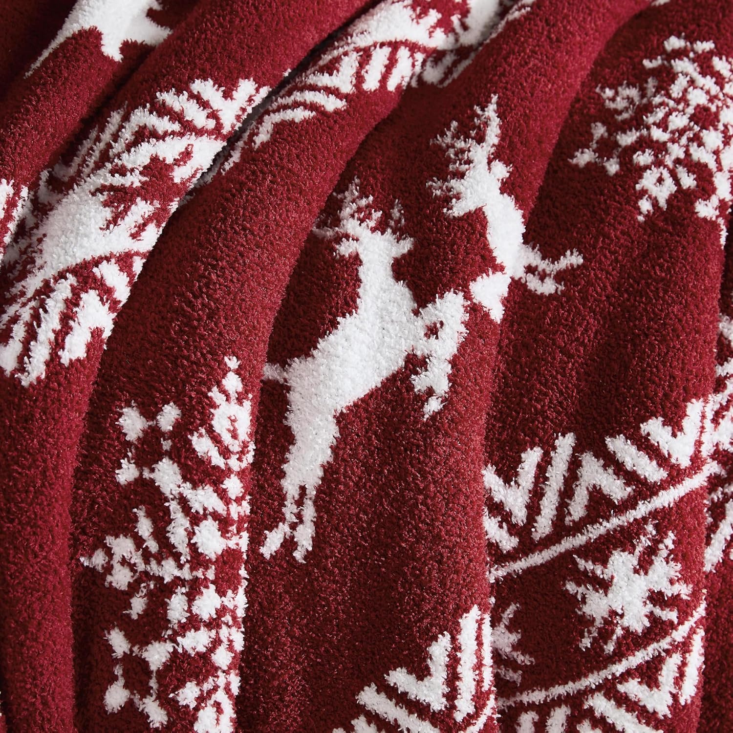 WDCOZY Christmas Throw Blanket Snowflake Reindeer Reversible Super Soft Knitted Blankets for Couch Bed Sofa Microfiber Home Decor Warm Cozy Comfy Lightweight Fall Blanket Winter 60x80 Red