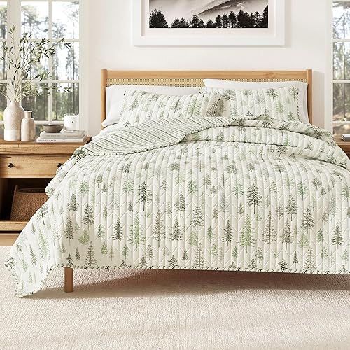 Great Bay Home 2-Piece Reversible Forest Cabin Bedspread Twin/Twin XL Quilt. All-Season, Comfortable, Soft Quilt Set - Truckee