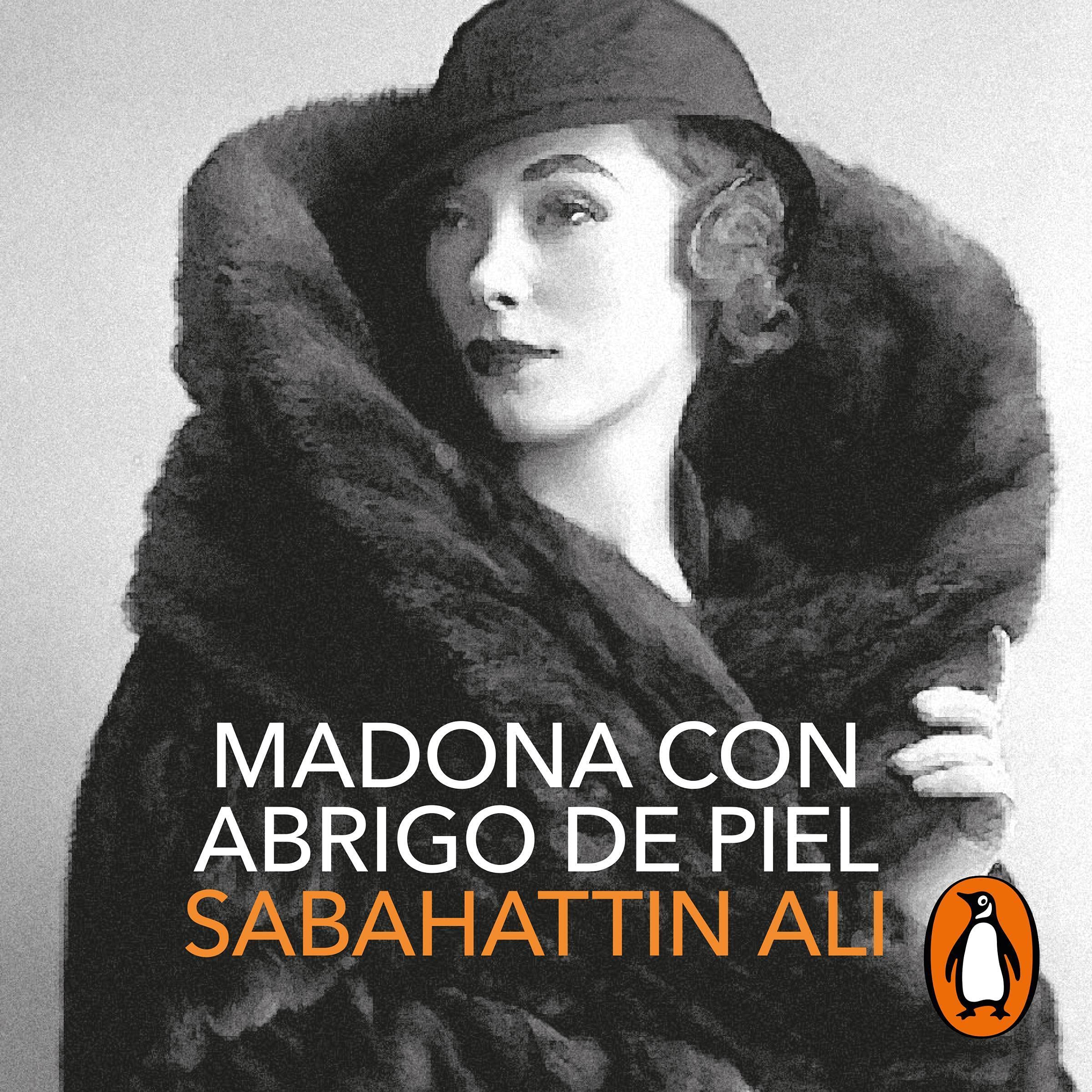 Madona con abrigo de piel [Madonna in a Fur Coat]