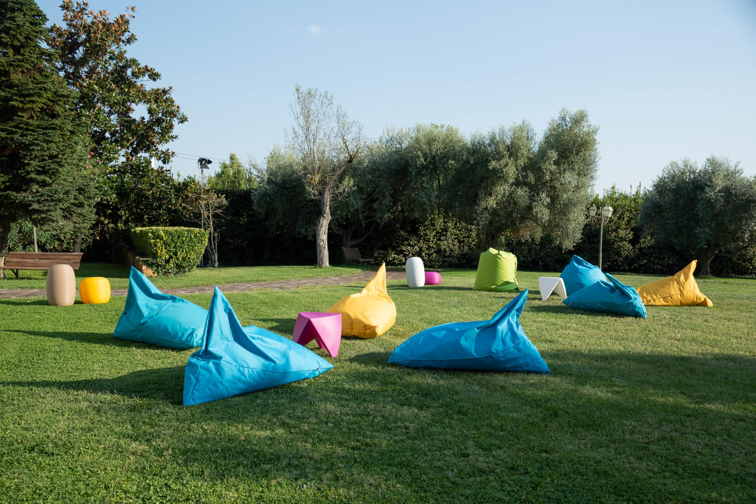 Ecopuf Lazy Pouf Cuscino da Terra Misura M - Cuscinone in tessuto Poliestere Impermeabile Waterproof Oxford 600D per Interni ed Esterni Poltrona Sacco con Imbottitura Polistirolo 150x100 cm