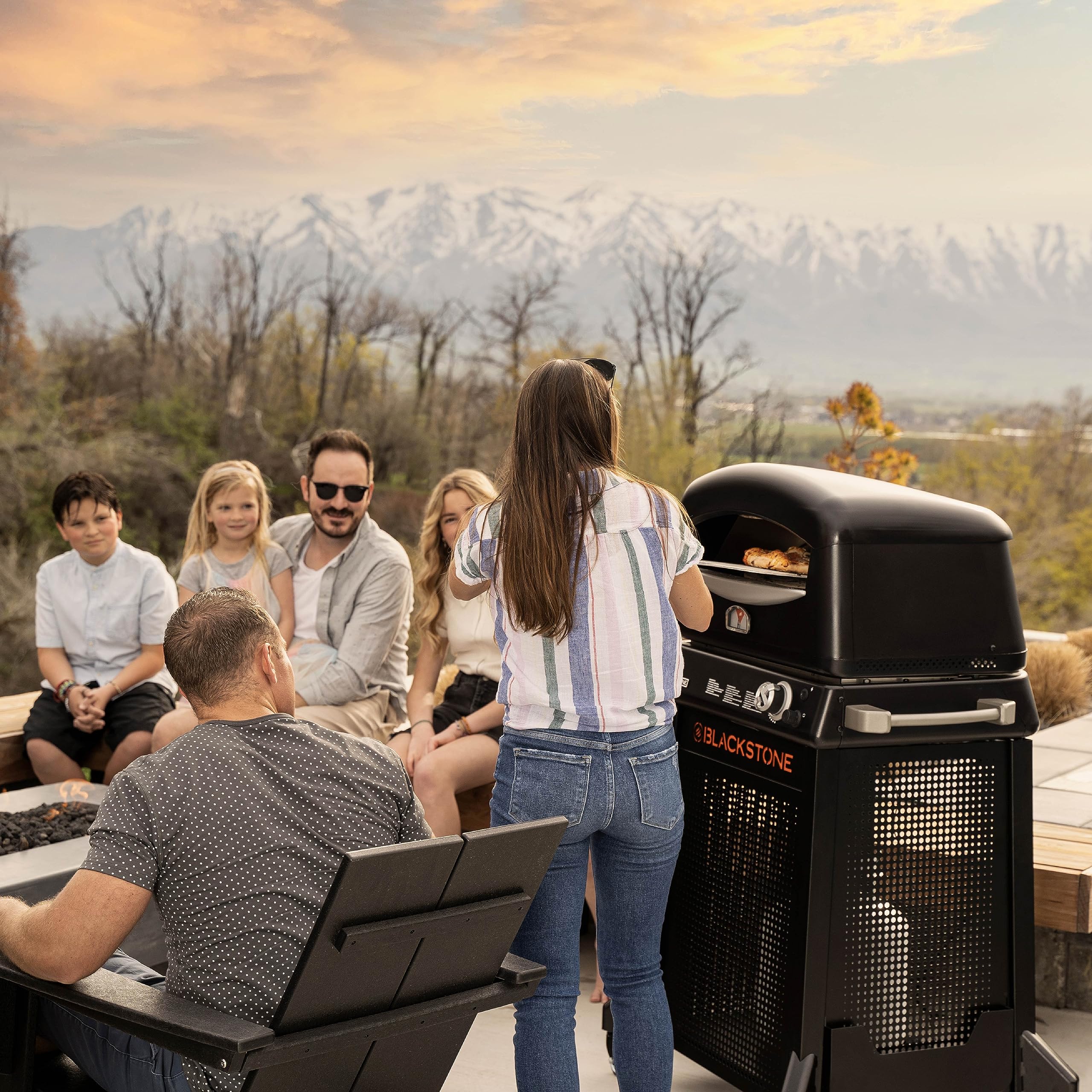 Blackstone 6825 Pizza Oven, Black
