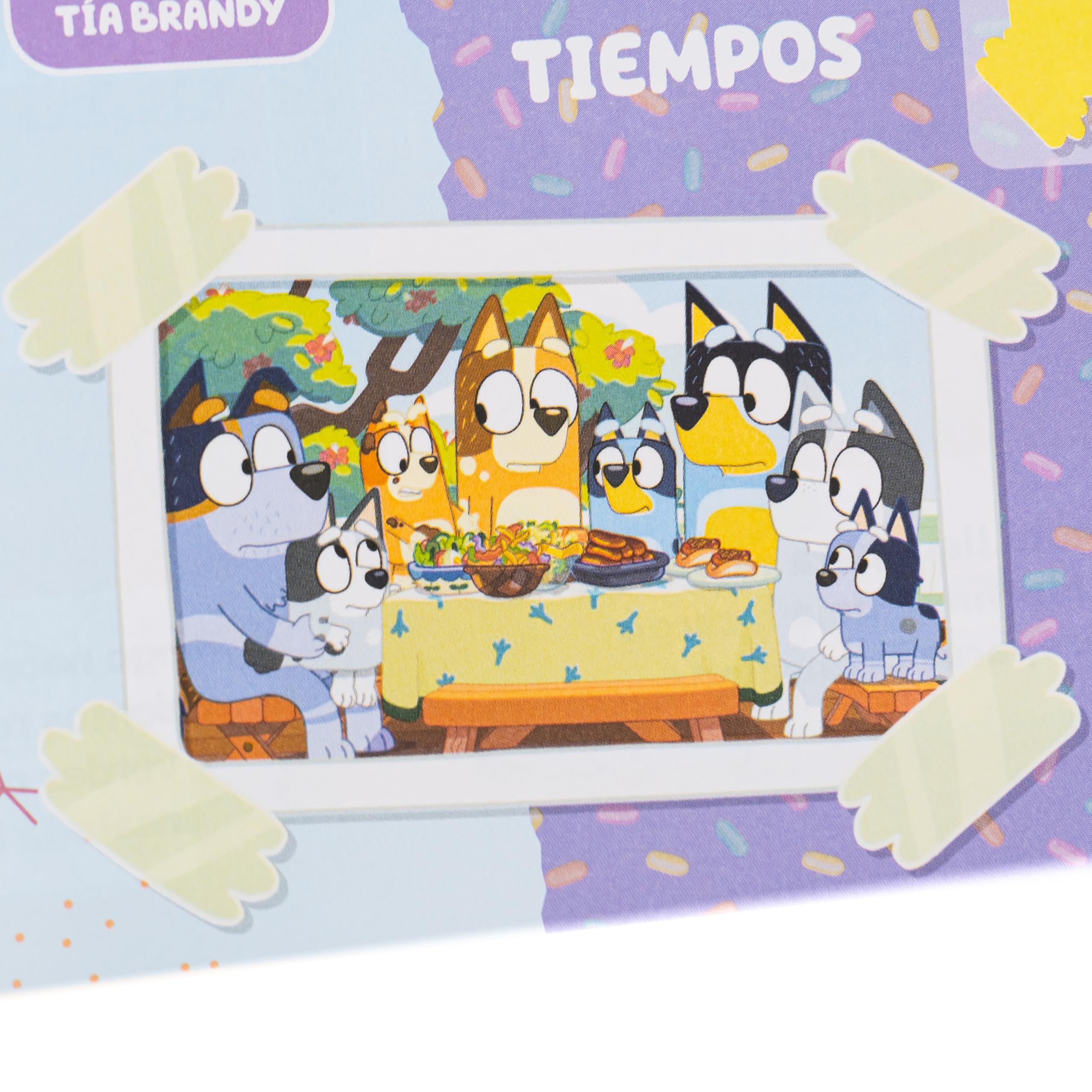 50 sobres de cromos de Bluey