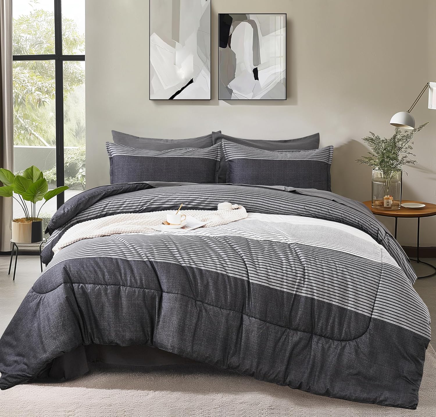 California King size 5-Piece Black White Damask Comforter Set main image 1