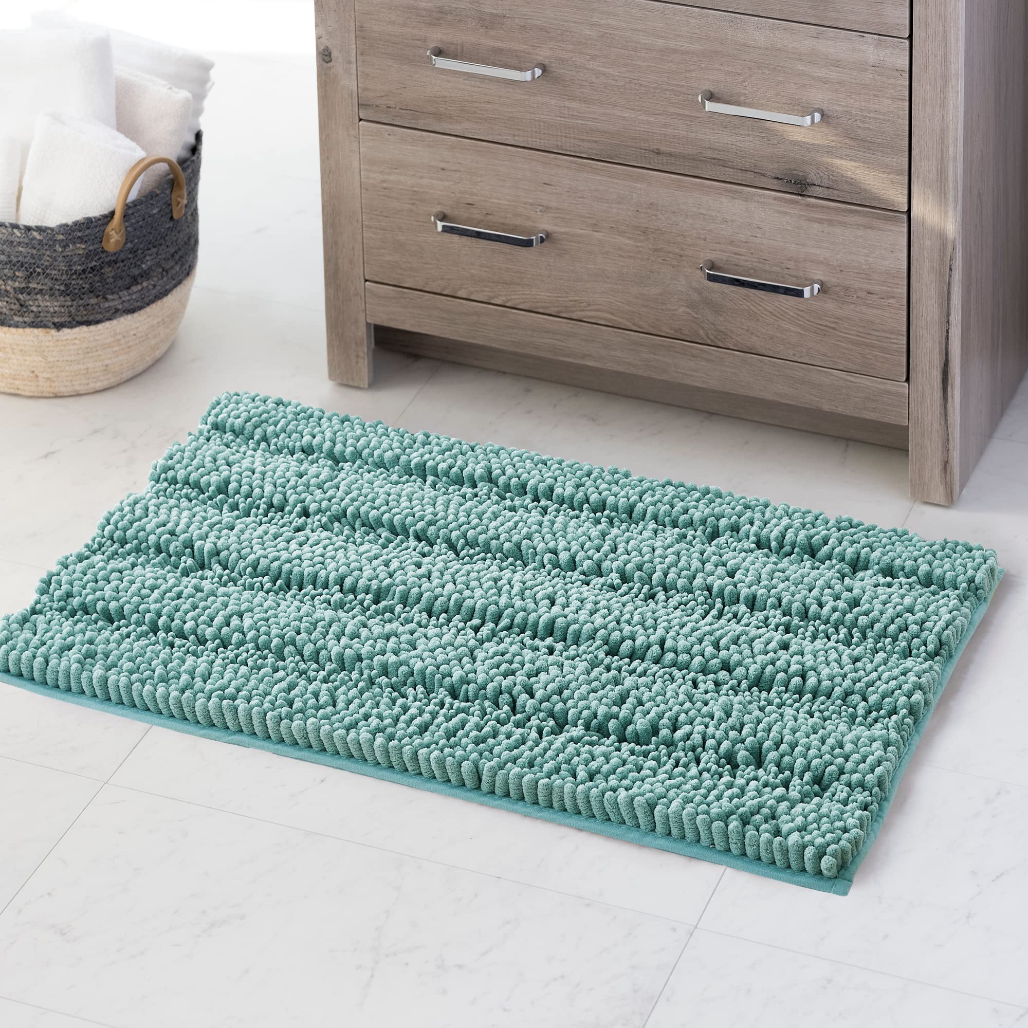 KGORGE Non Slip Chenille Bath Rugs - Super Soft Water Absorbent Anti-Skidding Fast Dry Thick Plush Kitchen Mats for Bathroom Shower Tub Entryway, Aqua, 20" W x 32" L 1 Piece