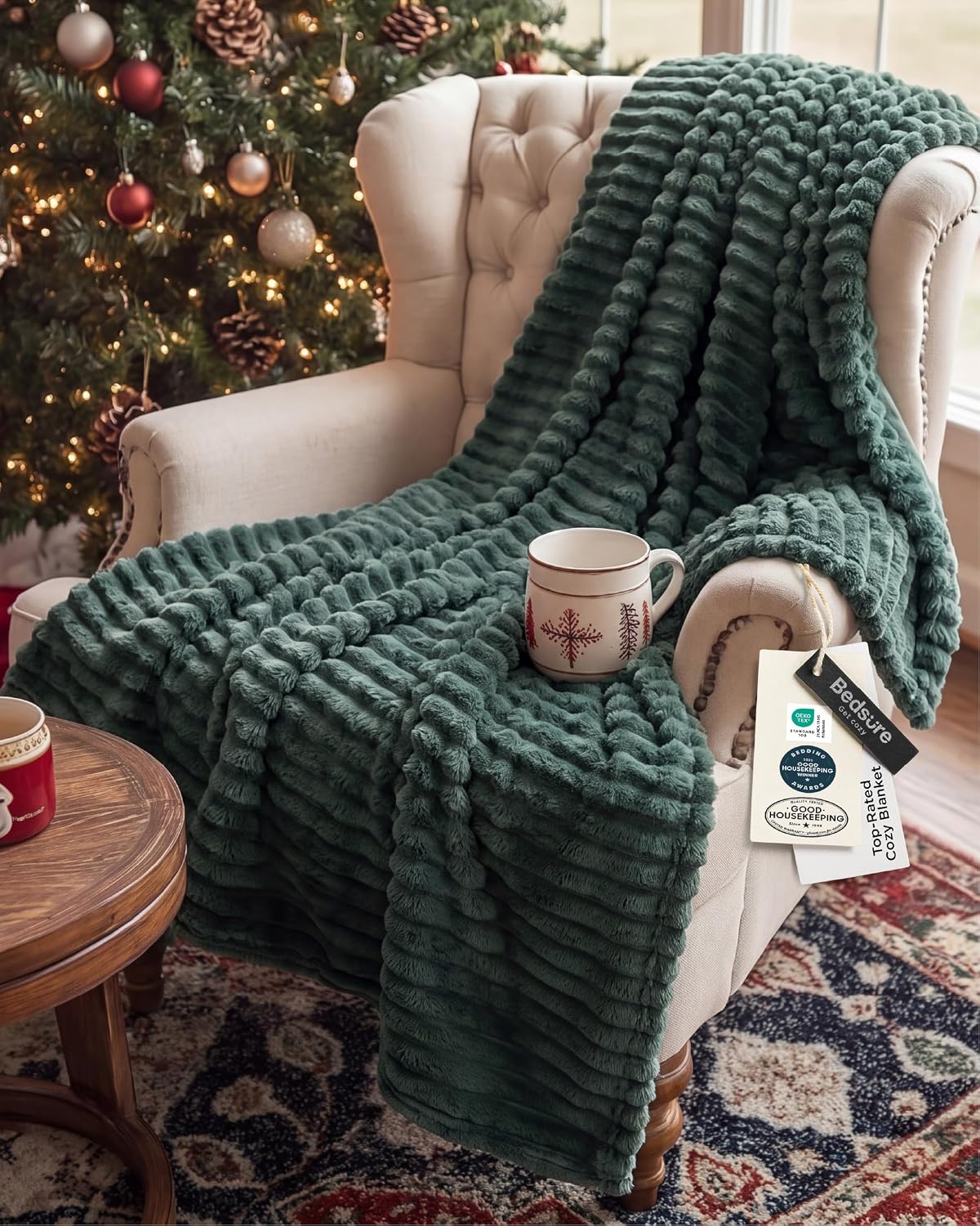 Honest review of Bedsure Throw Blanket for Couch, Women Gifts, Dark Green Room Decor, 50x60