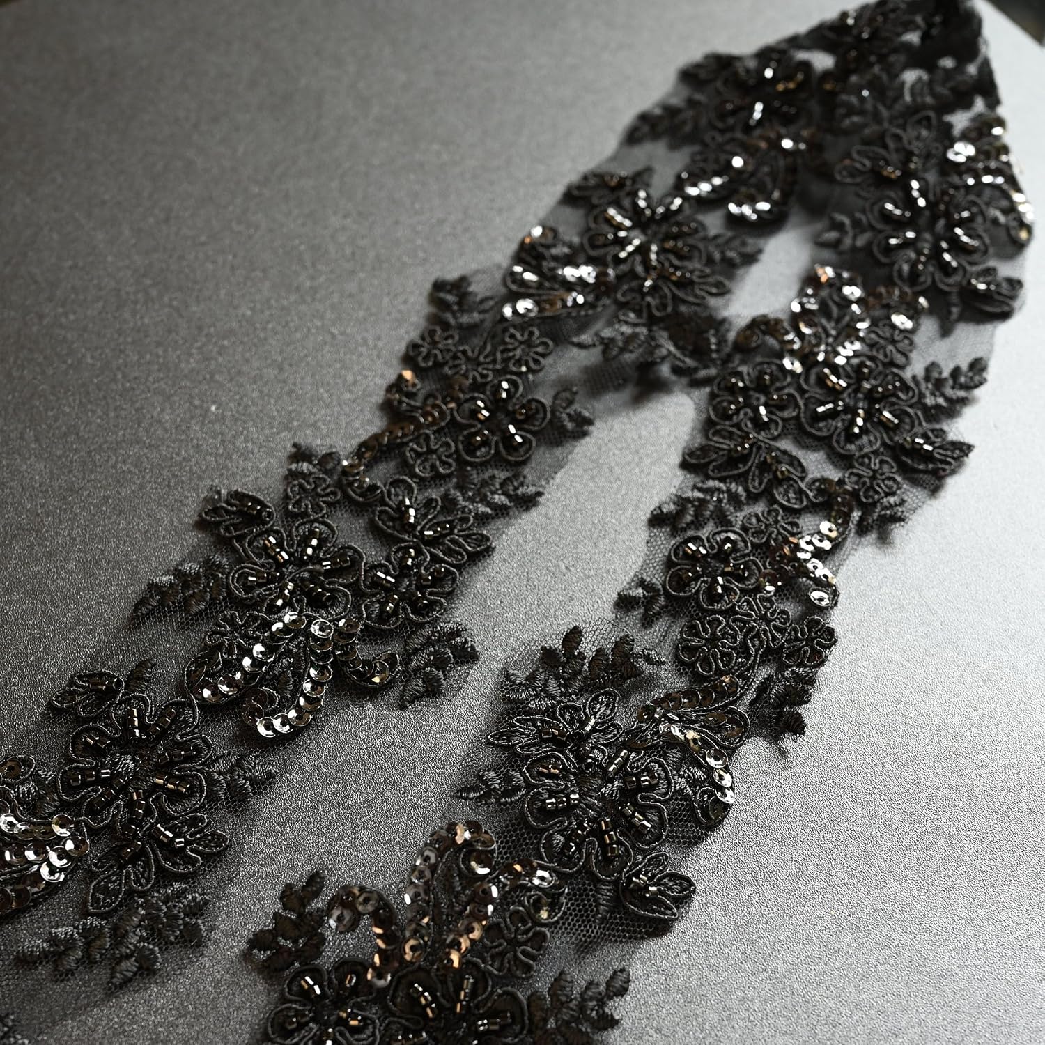6cm*2yards Ivory White Luxury Beaded Embroidery Flower lace Appliques for Wedding Dresses Rhinestone Applique Patches Embroidery lace parches ropa (Black Color)