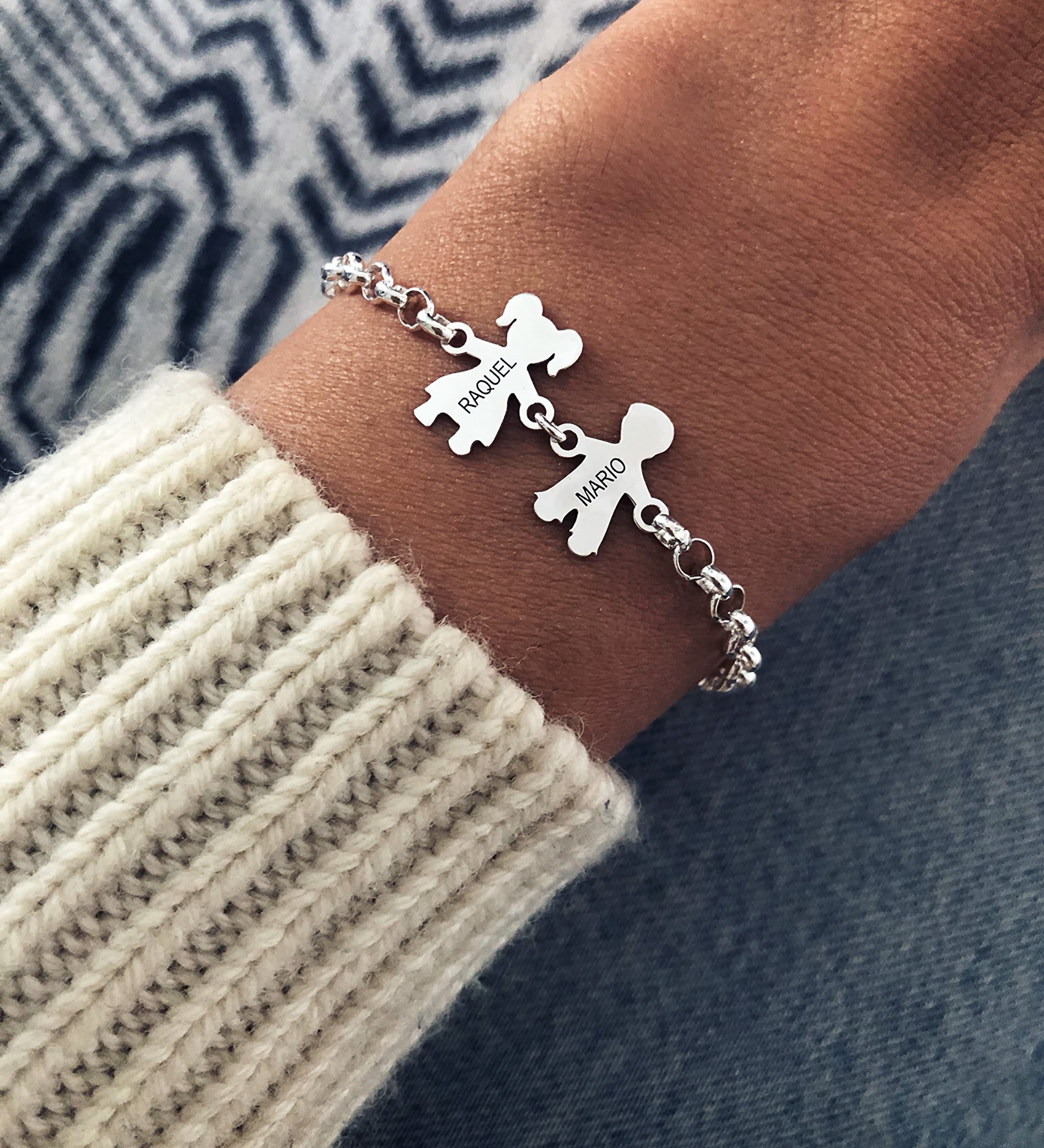 Pulsera Personalizada Mama Niños de Plata de Ley 925.Pulsera Ideal como Regalo para Madre o Abuela.Pulsera con Nombre personalizado de Hijos y Nietos.Graba de1 a 7 Nombres.Ajustable