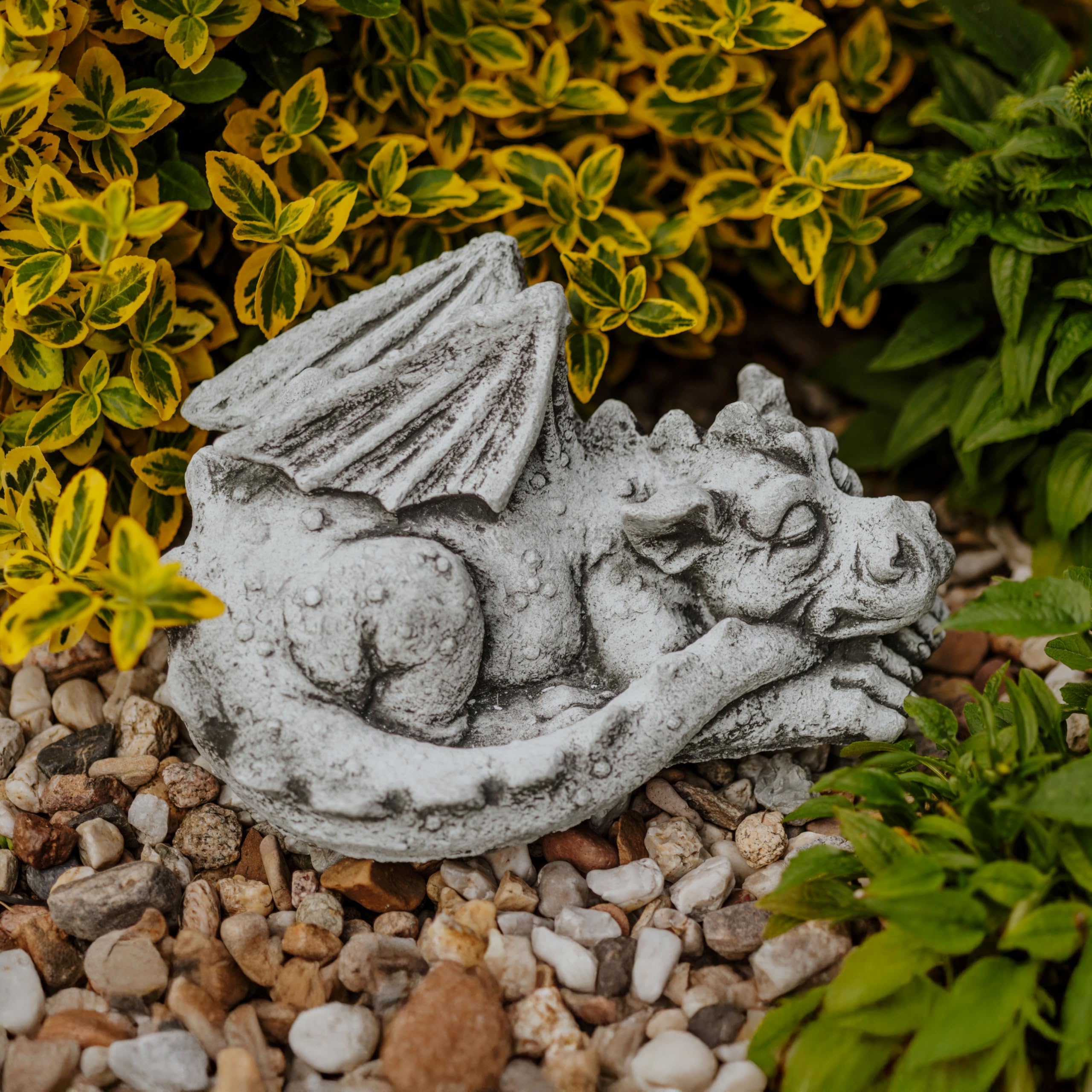 gartendekoparadies.de Schlafender Drache Steinfigur aus Steinguss, Grau, Frostsicher für Außenbereich, H. 17 cm, 7 kg