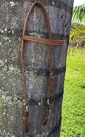 Cabeçada para cavalo -modelo goianinha tradicional em couro legítimo (Cera marrom)