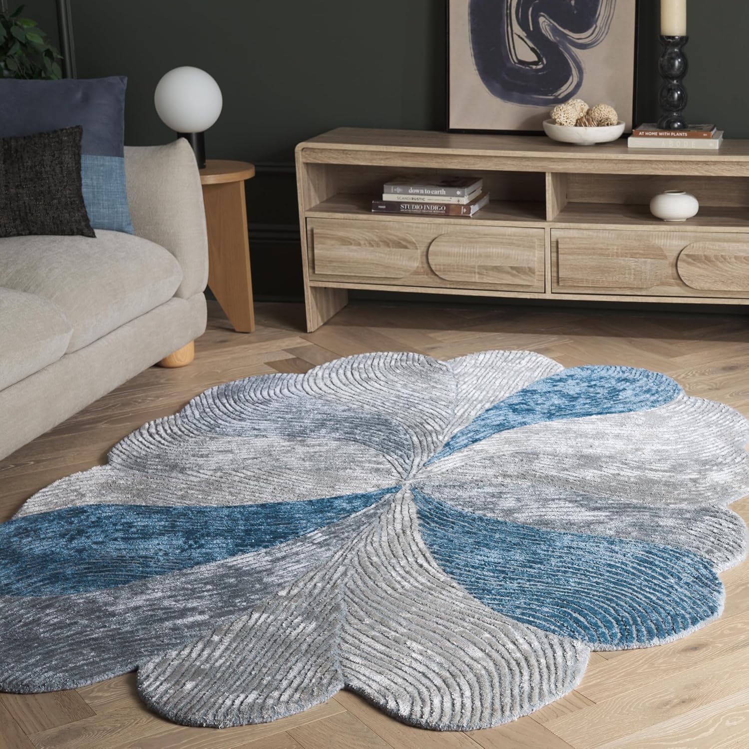 SAFAVIEH Area Rug 6x9 - Fifth Avenue Collection - Oval, Grey & Blue, Handmade Wool & Viscose, Ideal for Living Room, Bedroom, Dining Space (FTV856F)