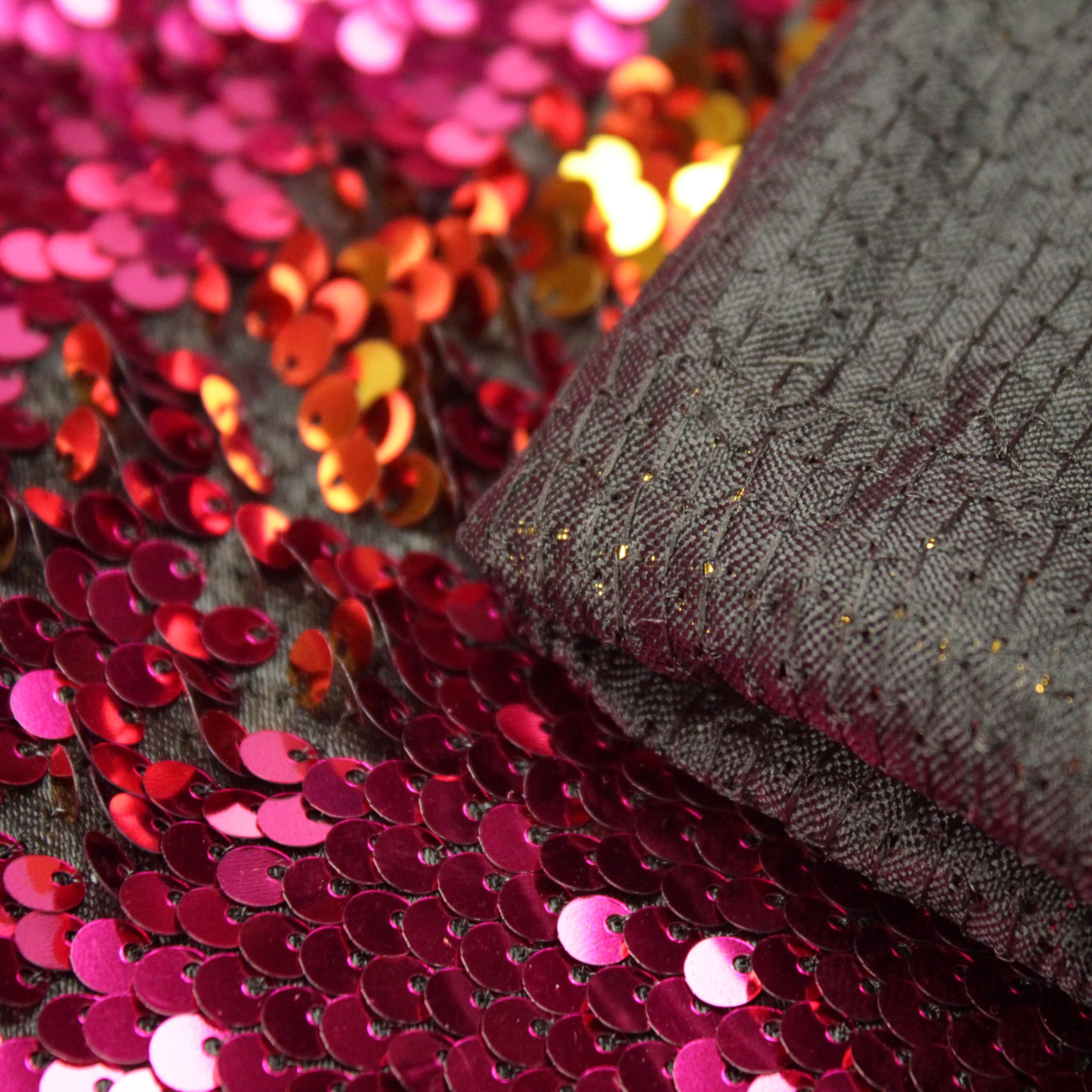 TELA DE RASO CON LENTEJUELAS REVERSIBLES BICOLOR SERIE RAMÓN POR METROS, ANCHO 135cm (FUCSIA Y ORO, 3 METROS)