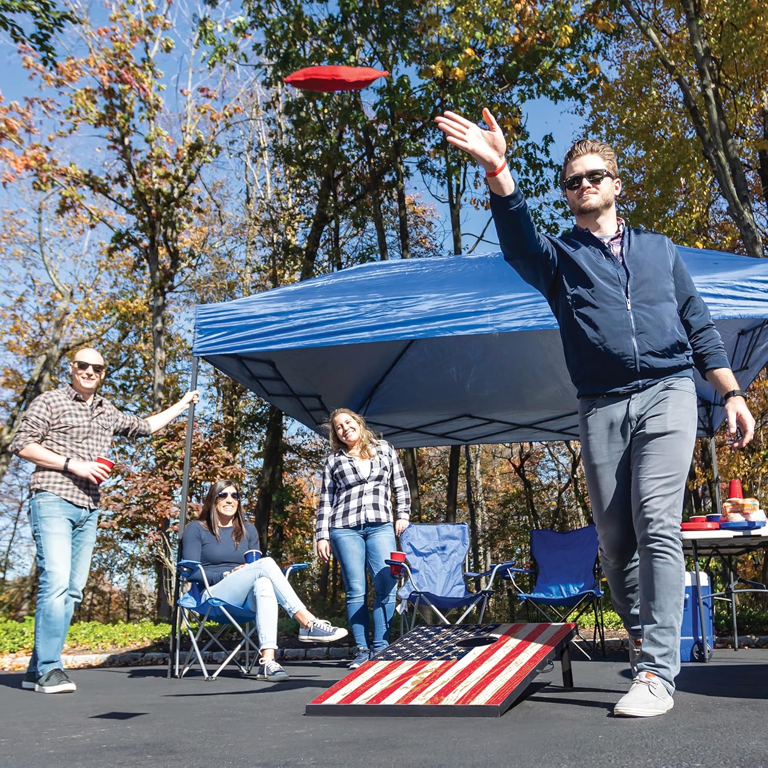 Backyard Champs Cornhole Outdoor Game Set USA Stars and Stripes – perfect for Backyard, Beach, Park, Tailgates, Outdoors and Indoors