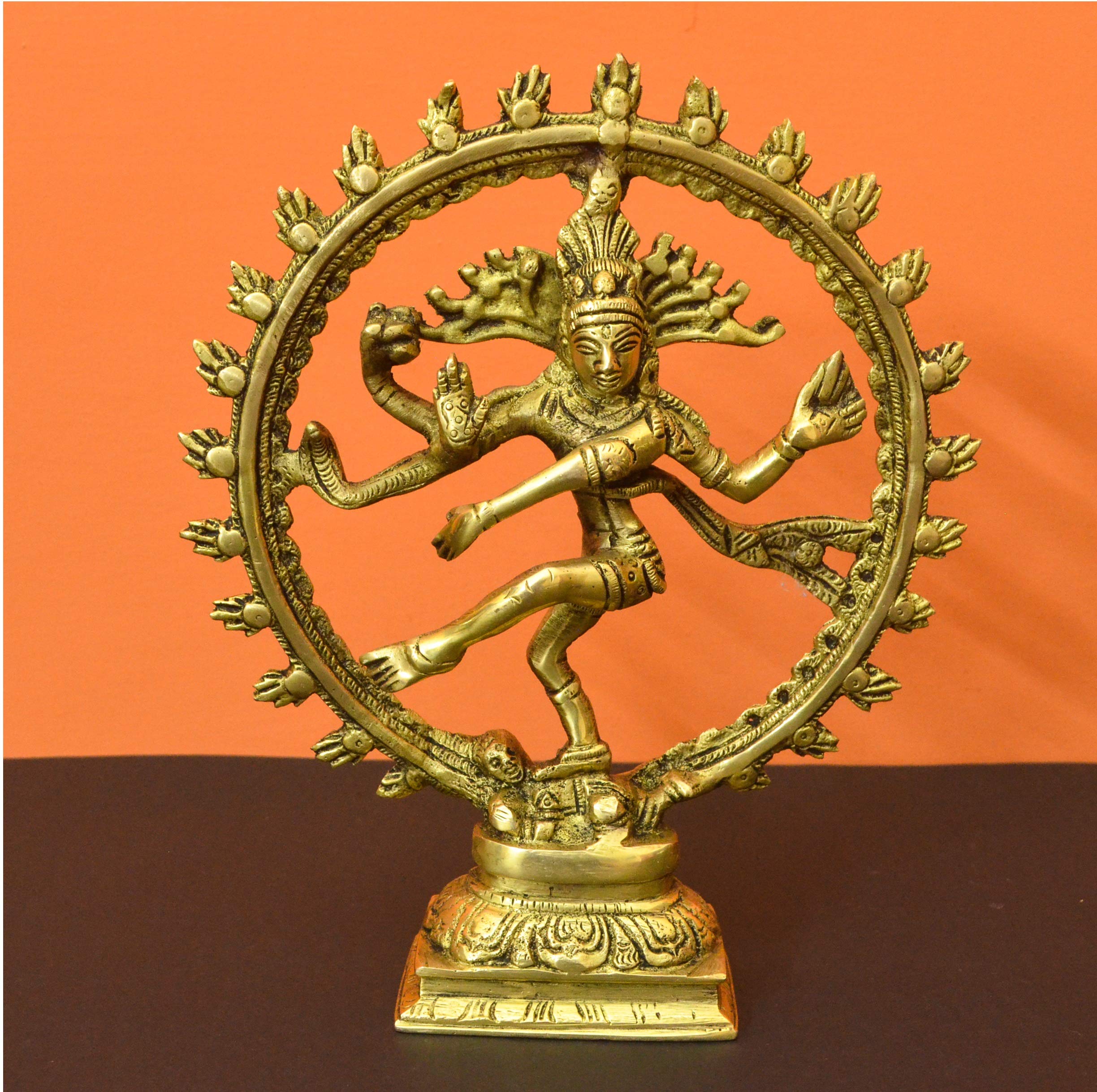 Brass Antique Finish Lord Nataraja Dancing Shiva Statue / Natraj