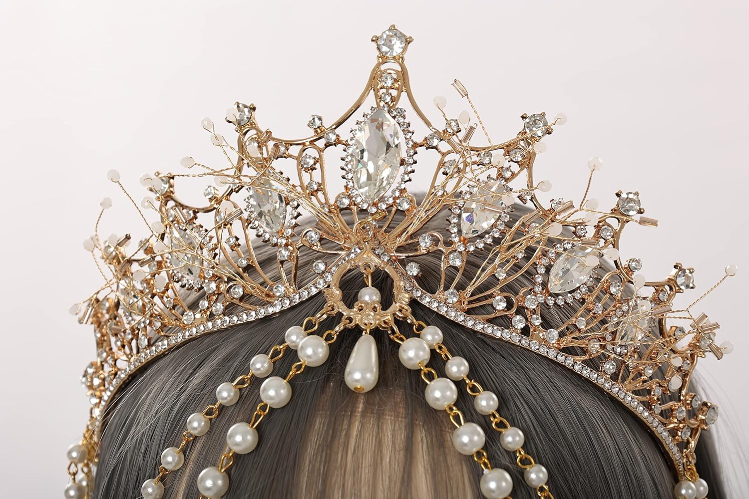 Crystal Crown for Women Vintage Queen Princess Tiara Bridal Rhinestone Crown Dress-up Wedding Prom Pageant Pearl Crown Hair Accessories (Type B)