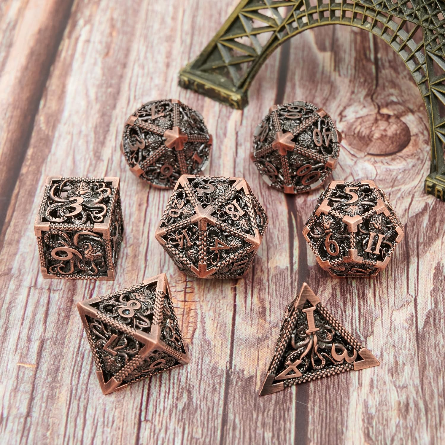 Dungeons and Dragons Dice D&D dice Set Hollow Polyhedral Octopus Metal Dice Suitable 7Pcs Set for Dungeons and Dragons RPG MTG Table Games D&D Pathfinder Shadowrun and Math Teaching (Ancient Bronze)