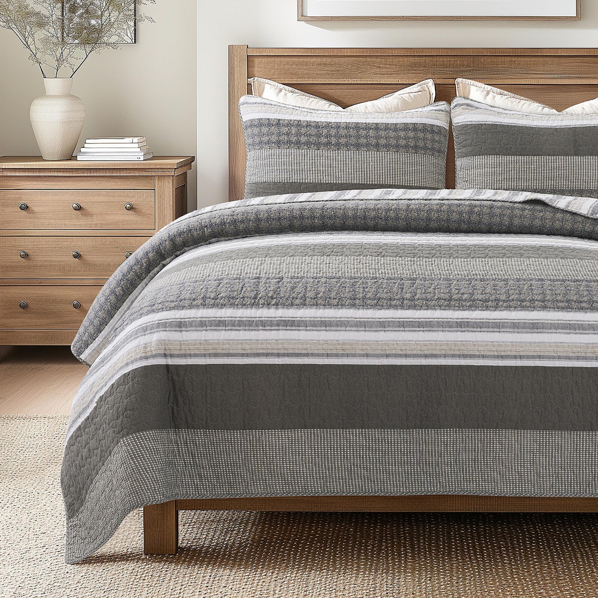Soul & Lane Madrona 2-Piece Pieced Cotton Quilt Set - Twin Size with 1 Sham, Modern Masculine Quilted Bedspread in Brown and Gray, Contemporary Striped Bedding for Boy's Bedroom