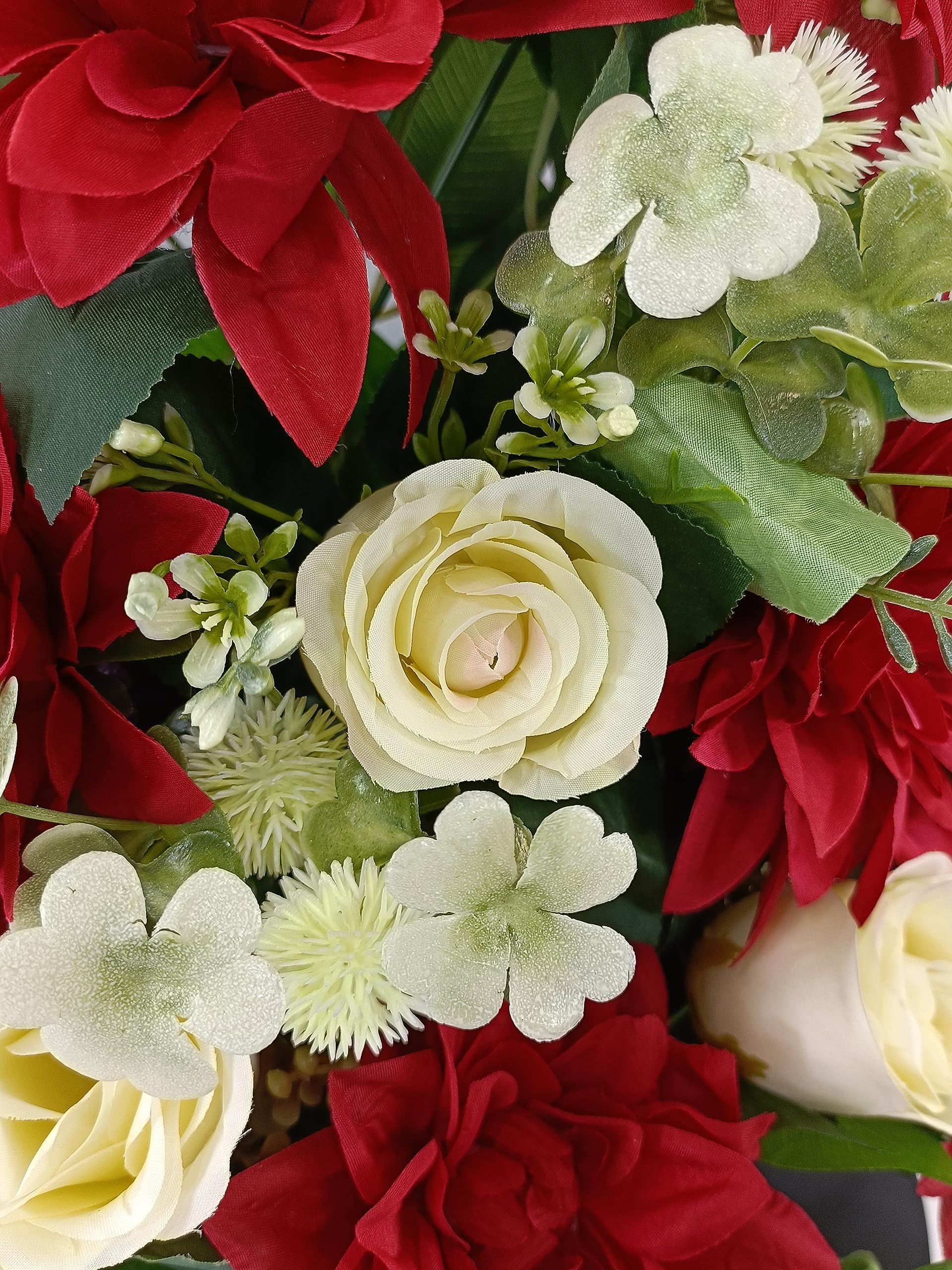 Centro Flores Artificiales Cementerio, Santos, Iglesias, Aniversarios, Ceremonias, Bodas Blanco y Rojo con dalias Rojas y Rosas Blancas 65x60x35 cm
