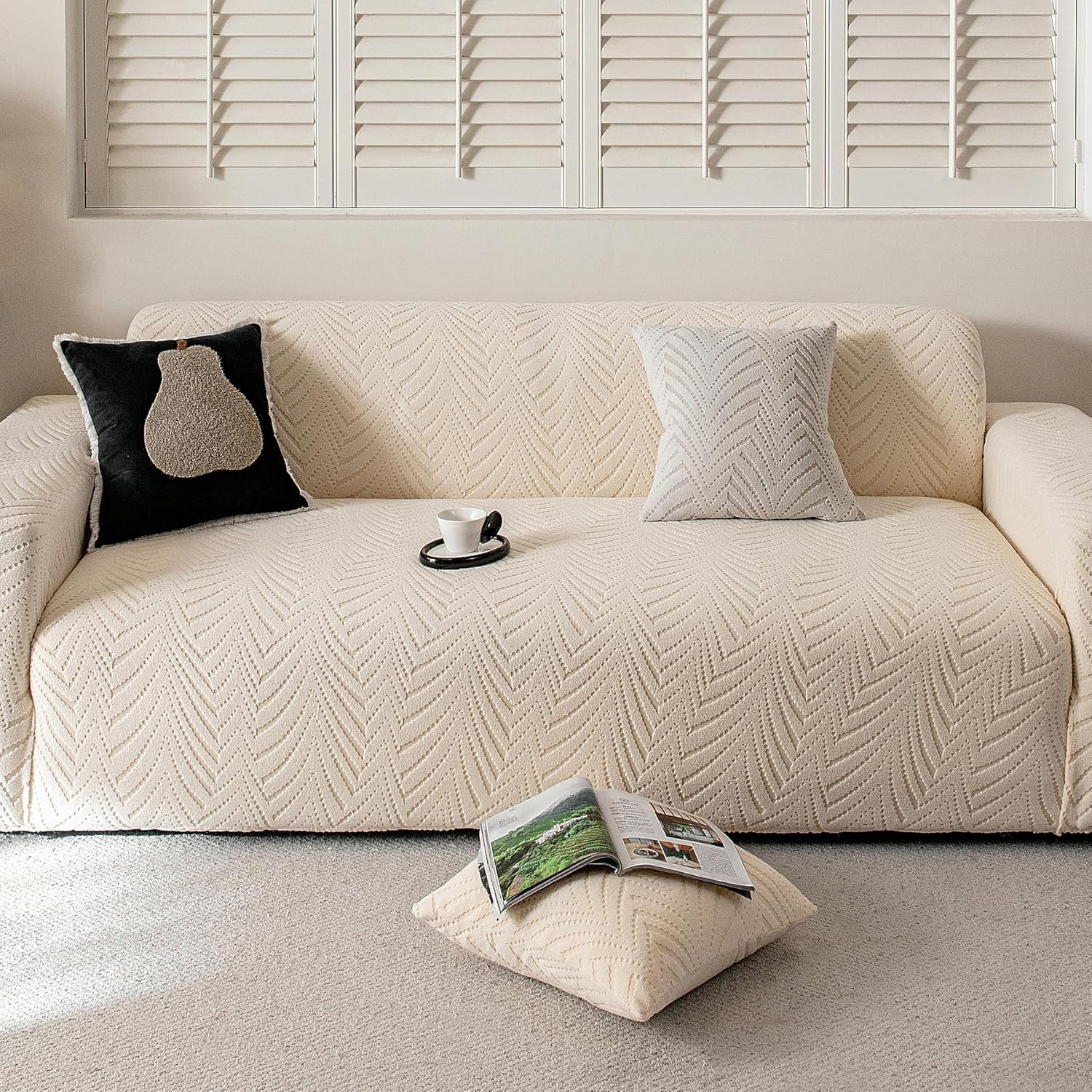 Stretch Sofa Cover for 2-3 Cushion Couch, Washable Couch Cover for Sofa & Loveseat, Non-Slip Sofa Slipcover for Furniture Protection, Soft Couch Covers for Sofa, Pet Friendly