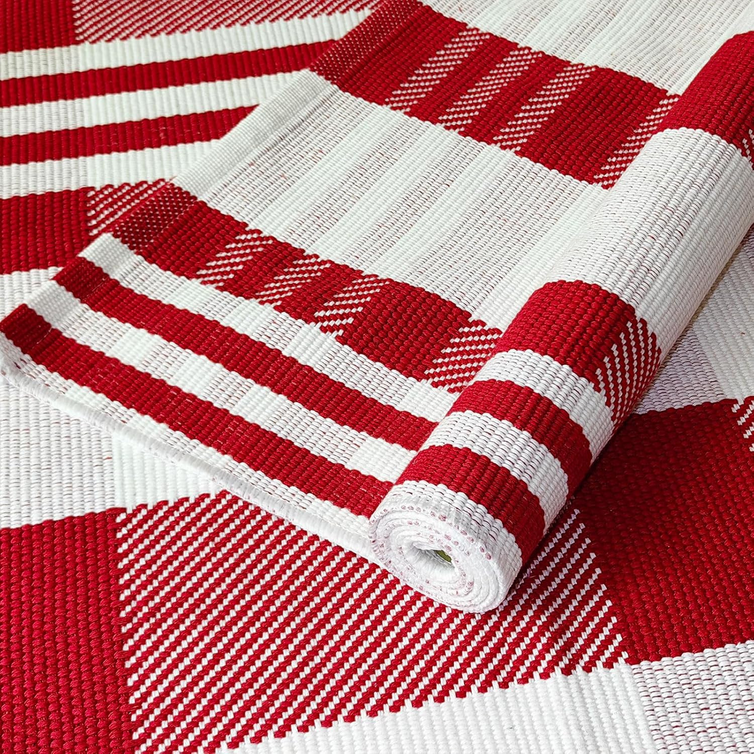 Christmas Plaid Outdoor Rug, 2'4" x 3'7" Red&White Check Indoor/Outdoor Area Rug, Layering Rug for Hello/Welcome Door Mat, Machine Washable Cotton Woven Rug for Farmhouse Front Porch,Entryway