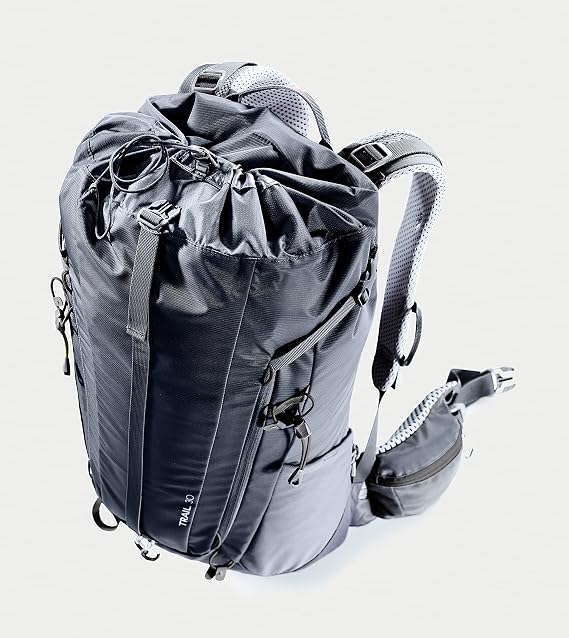 Deuter Unisex Adult's Trail 30 Hiking Backpack - Black (Black Graphite), 30L