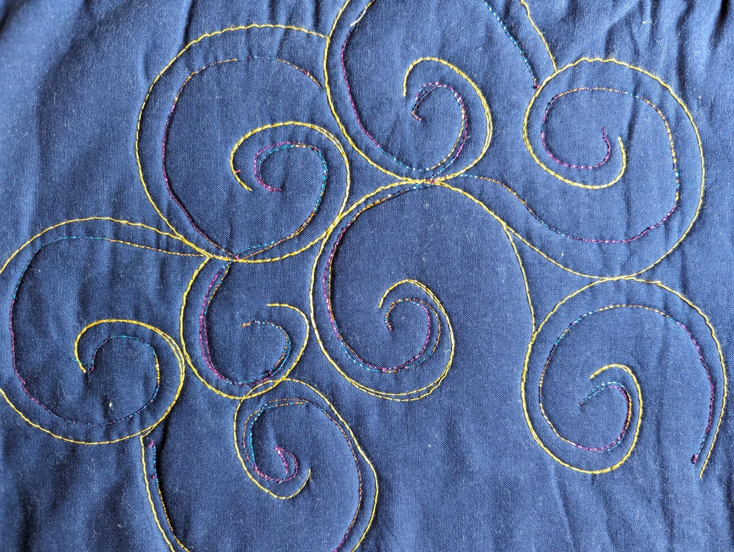 Parrs Rhapsody Plus Floral Spiral Free Motion Quilting Ruler for Domestic Machines