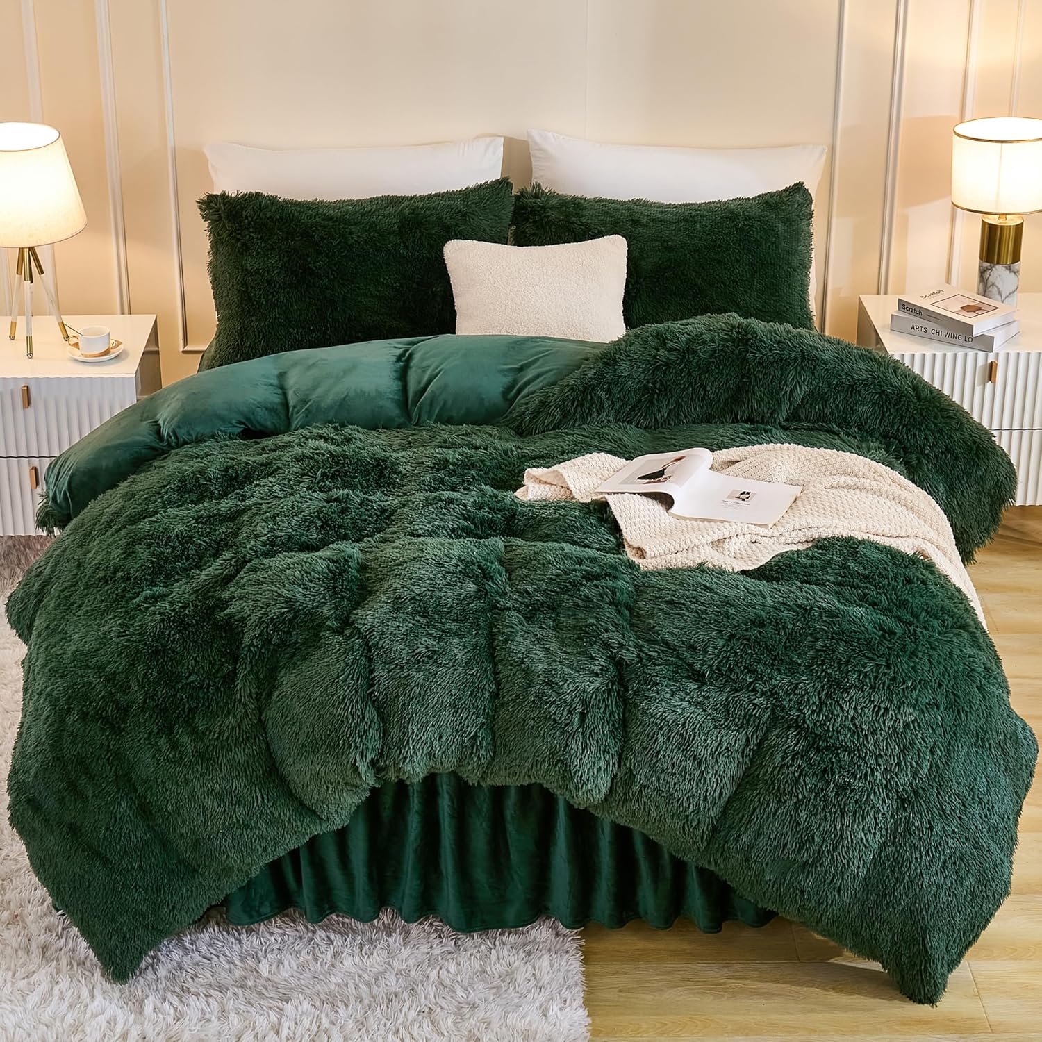 Andency Fluffy Emerald Green Comforter Set Queen Size, 3 Pieces Winter Faux Fur Warm Soft Fuzzy Plush Bedding Comforter Set (1 Velvet Comforter & 2 Pillowcases), Thick Heavy Puffy Comfy Bedding Set