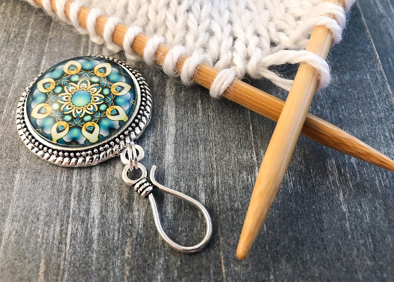 Portuguese Knitting Pin for Knitters with Teal Bohemian Mandala Design