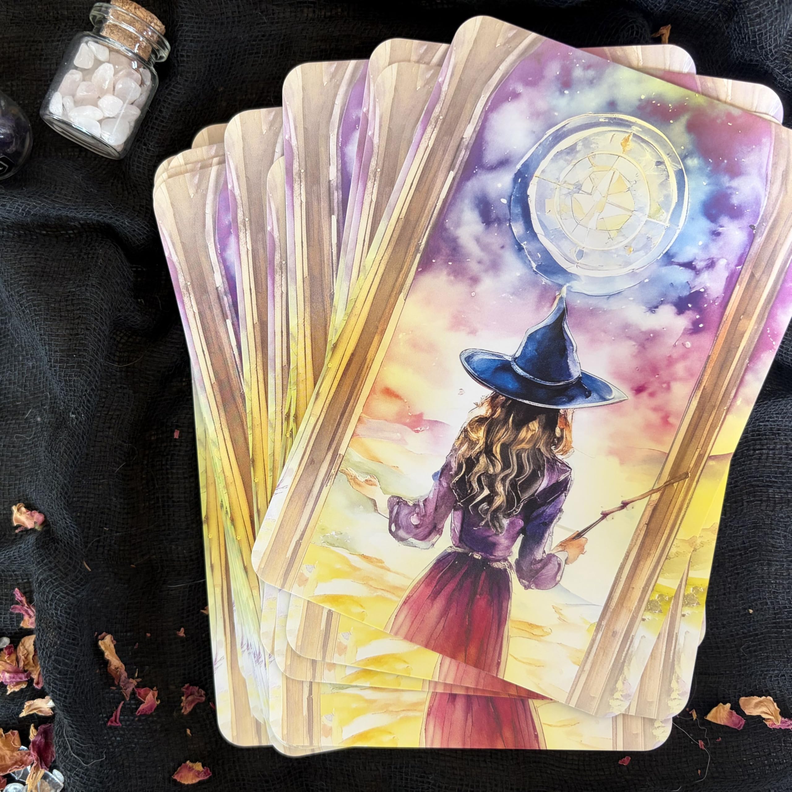 Witch Whispers Oracle: A 40-card Deck for the Modern Witch