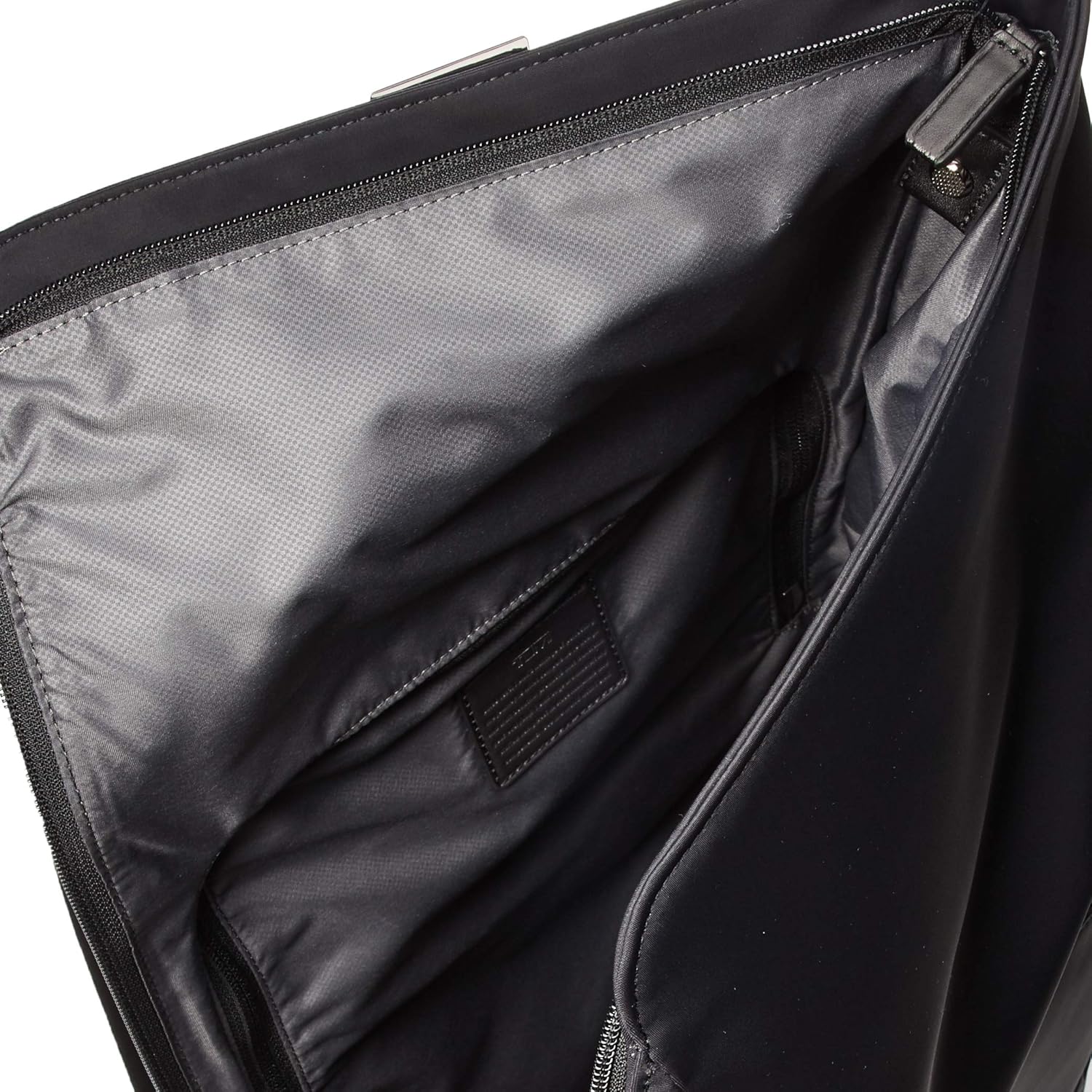 tumi harrison osborn