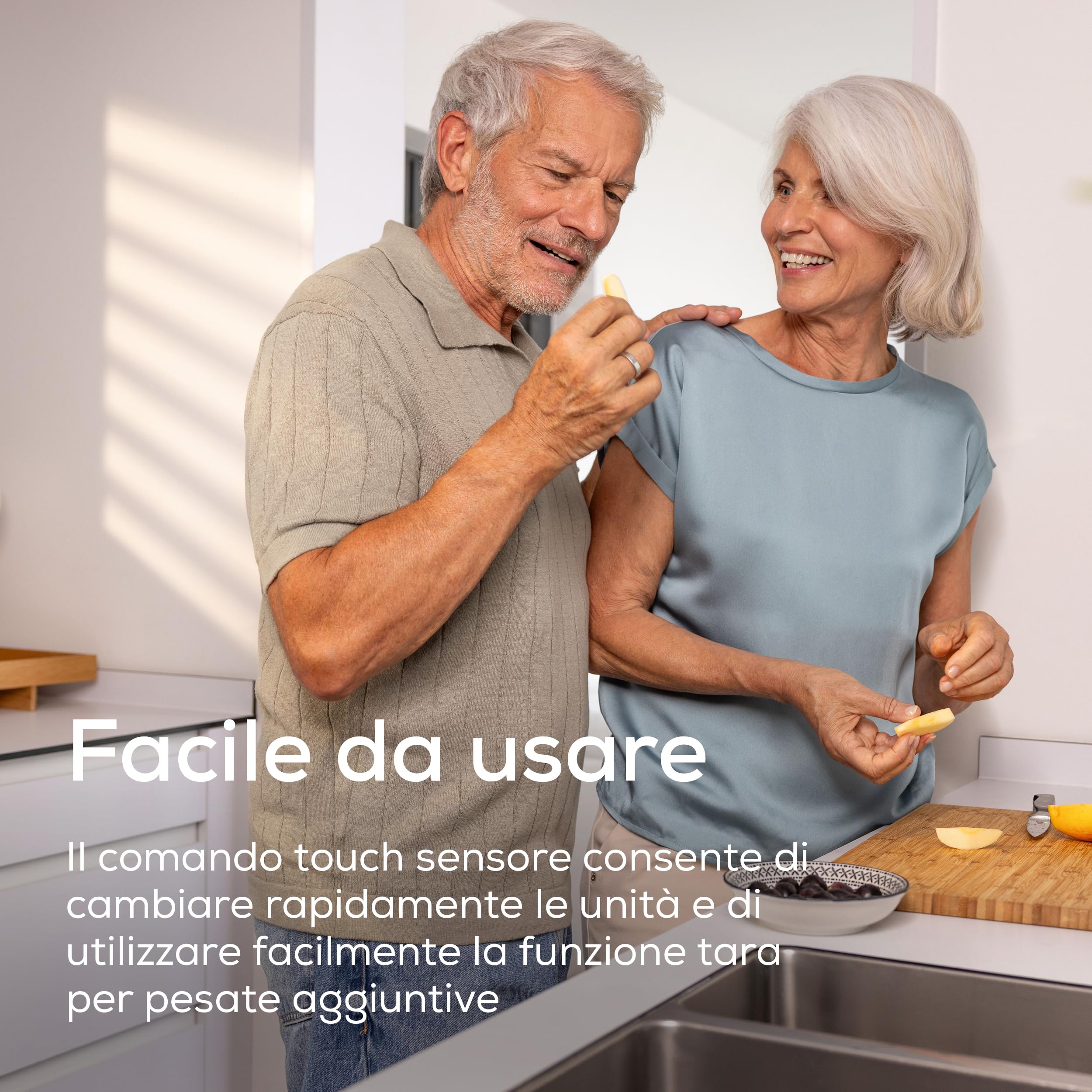 Beurer KS 19 Pure White bilancia da cucina digitale, capacità fino a 5 kg (suddivisione precisa al grammo), bilancia domestica con sensore touch, bilancia per alimenti incl. batterie, bianco