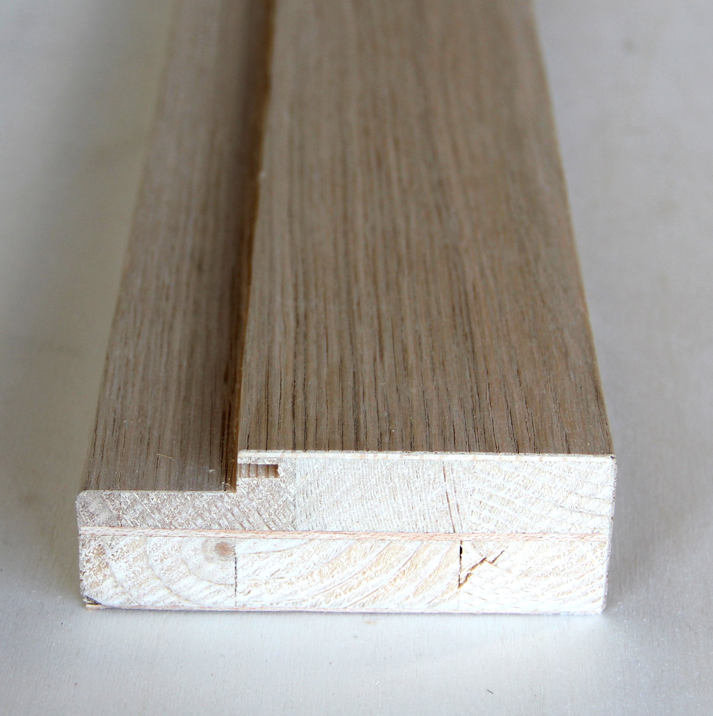 Hobby Legno - Stipite Per Porte Rivestito In Rovere Non Verniciato mm. 40X108X3050 Battuta mm. 32 (Prezzo Per ml. 9, 15)