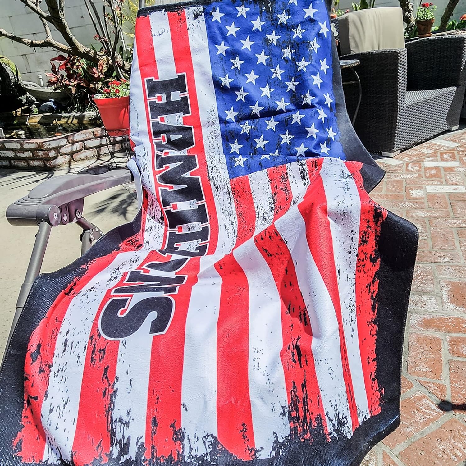 IT'S A SKIN Personalized Towel Customized Beach Towels - with Your Name, American Pride, Distressed Style USA Flag Towel for Beach Pool Family Cruise Outing