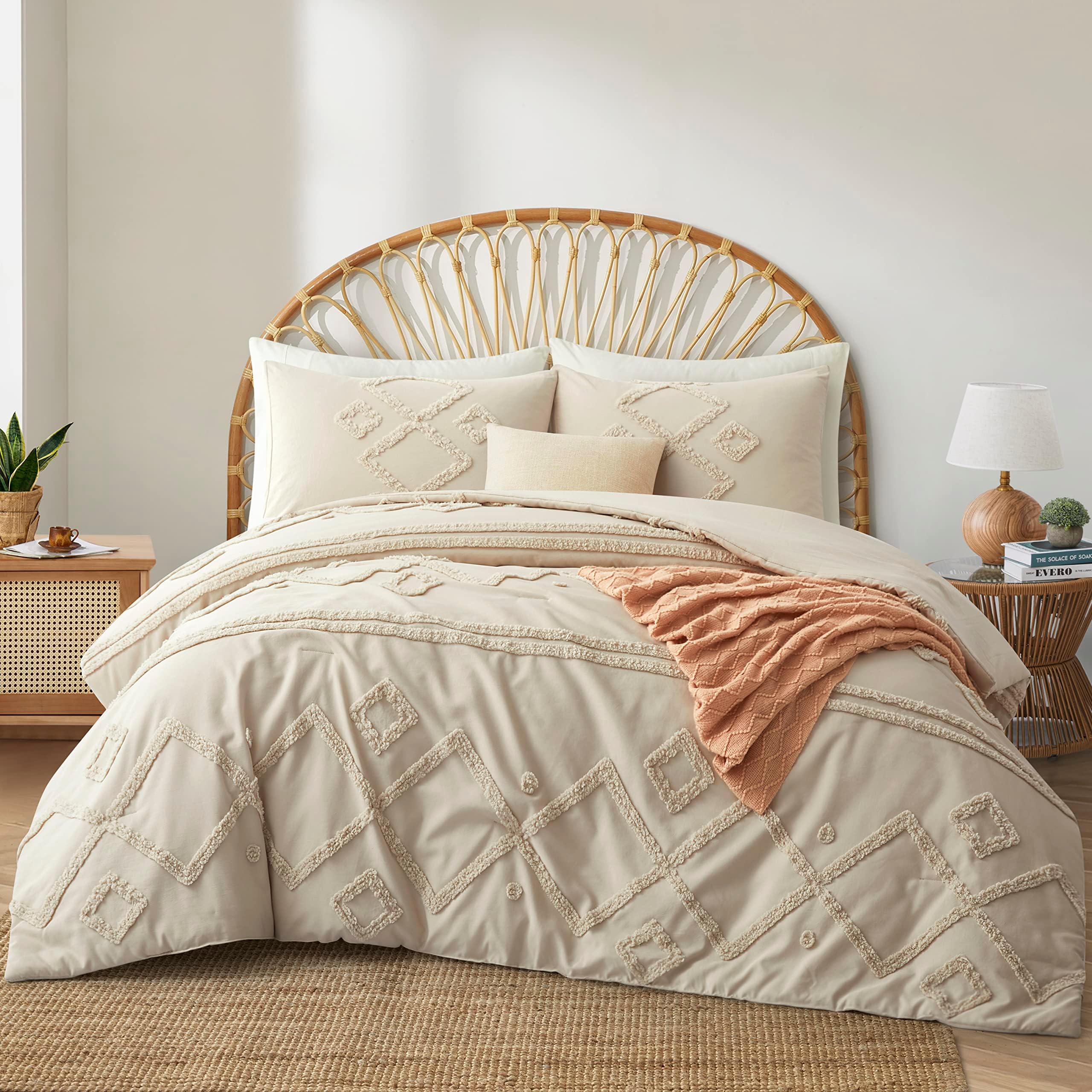 Oli AndersonCream Queen Comforter Set Tufted Jacquard Bedding Set Queen 3 Pieces, Boho Shabby Chic Comforter with 2 Pillowcases (Cream,Queen)