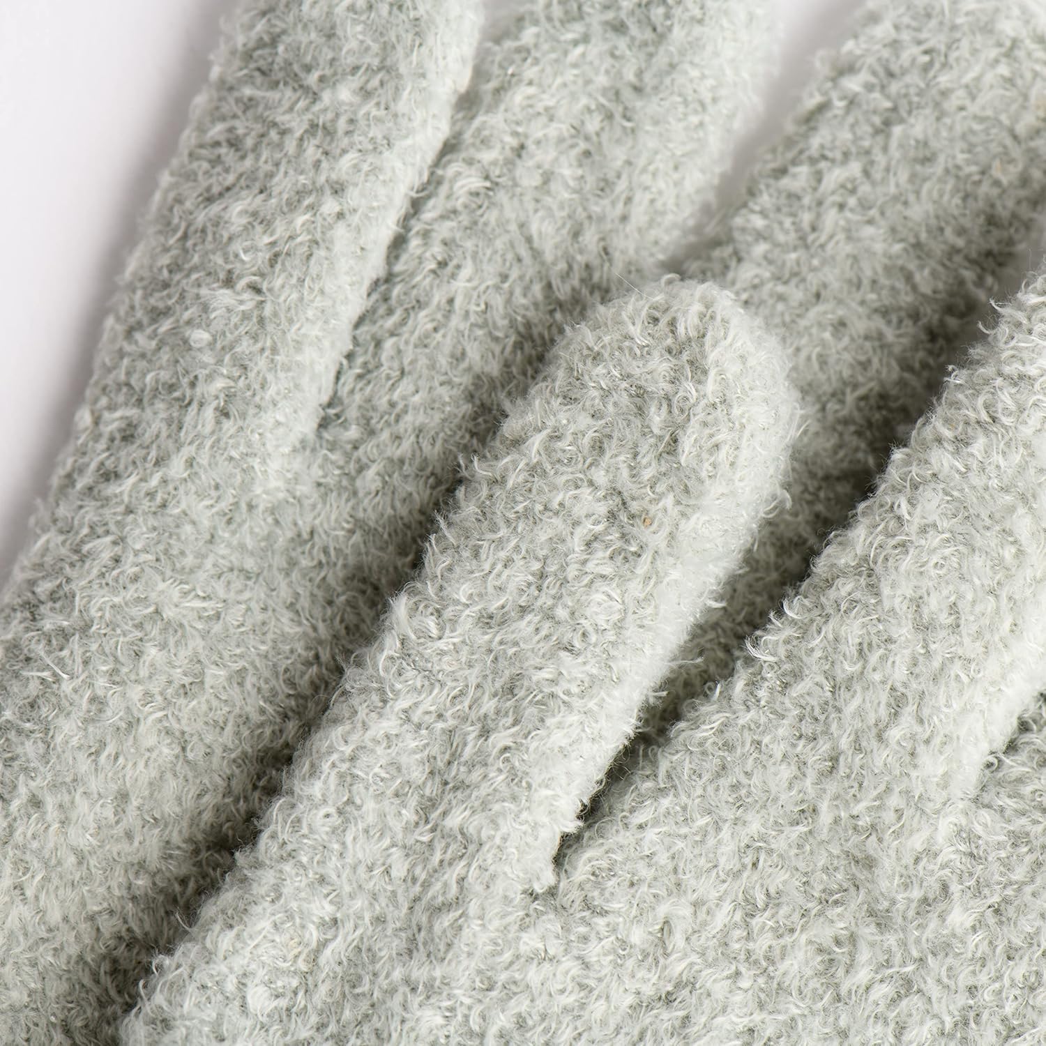 Aloe Vera Moisturizing Gloves - Hand Moisturizer Gloves Infused with Aloe Vera & Essential Oil Fragrances - Moisturizing Hand Gloves with Aloe Vera - Aloe Infused Gloves (Green/Aloe) : Beauty & Personal Care