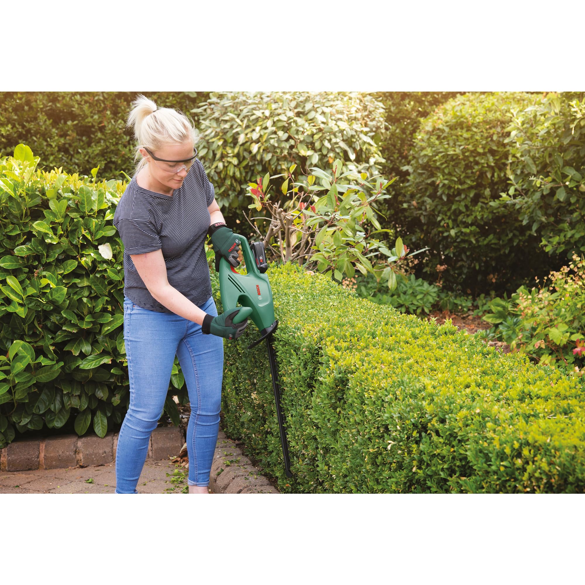 Bosch Tijeras Cortasetos a batería EasyHedgeCut 18-45 sin Bat./carg.