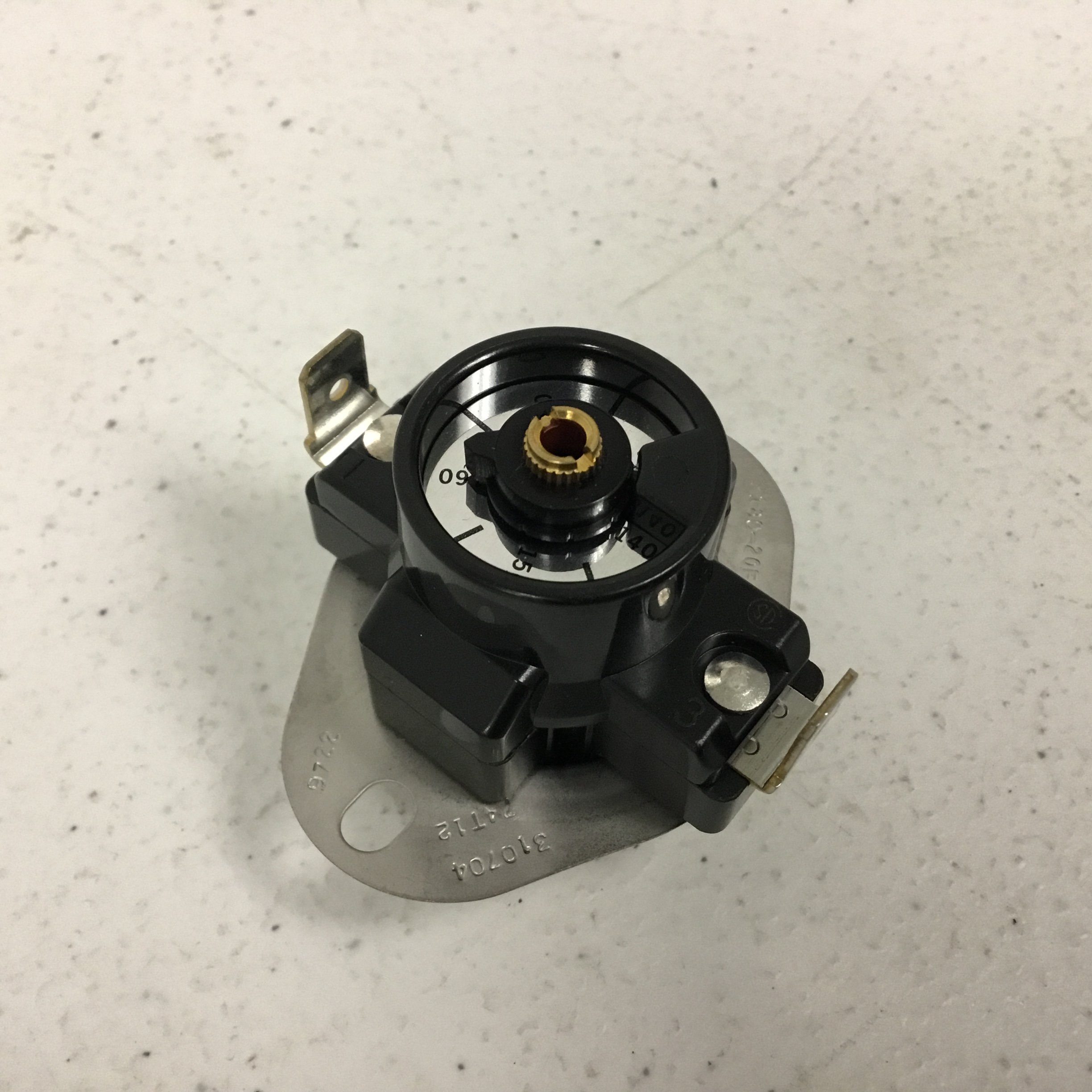 AT022-THERMOSTAT 74T12 STYLE 310709 - Amazon.com