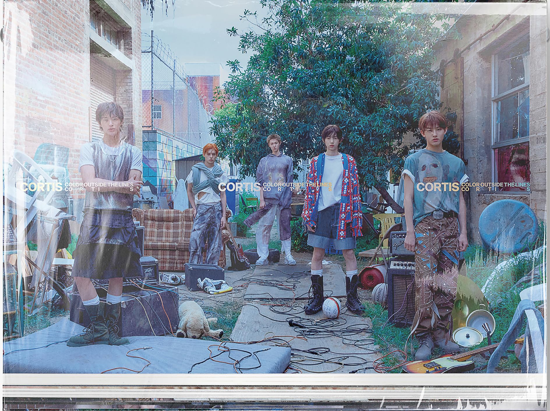 COLOR OUTSIDE THE LINES (LP Ver.) [Vinyl LP]: Amazon.sg: Music