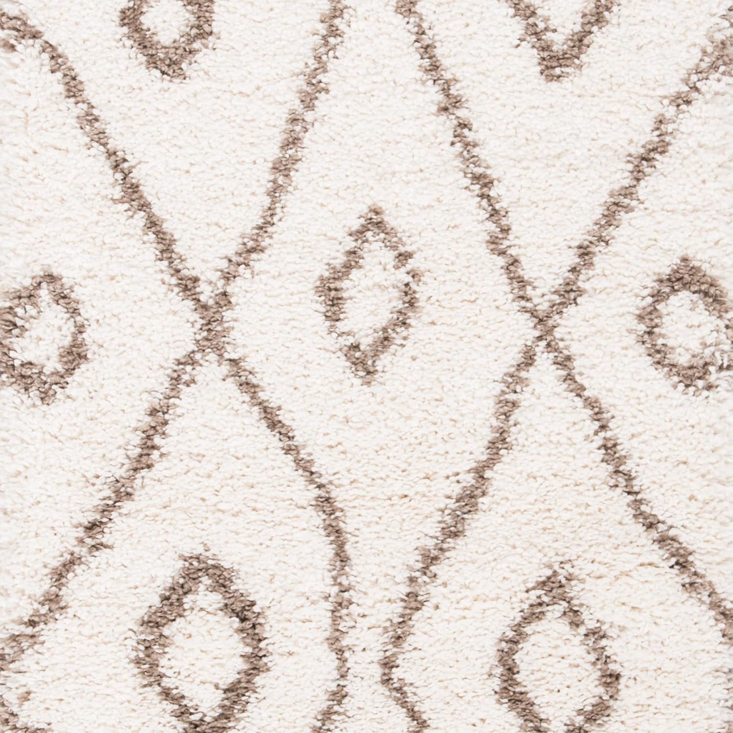 SAFAVIEH Moroccan Fringe Shag Collection Runner Rug - 2'2" x 8', Ivory & Beige, Boho Tribal, Non-Shedding & Easy Care, 2-inch Thick Ideal for High Traffic Areas in Living Room, Bedroom (MFG333B)
