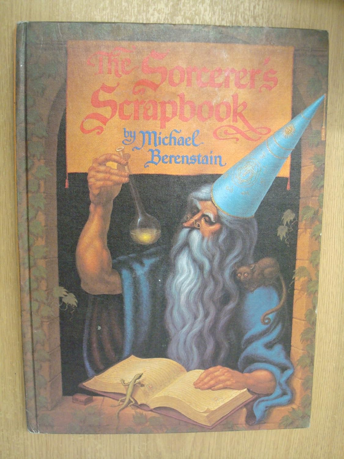 Sorcerer's Scrapbook Berenstain, Michael 9780394847313 Books