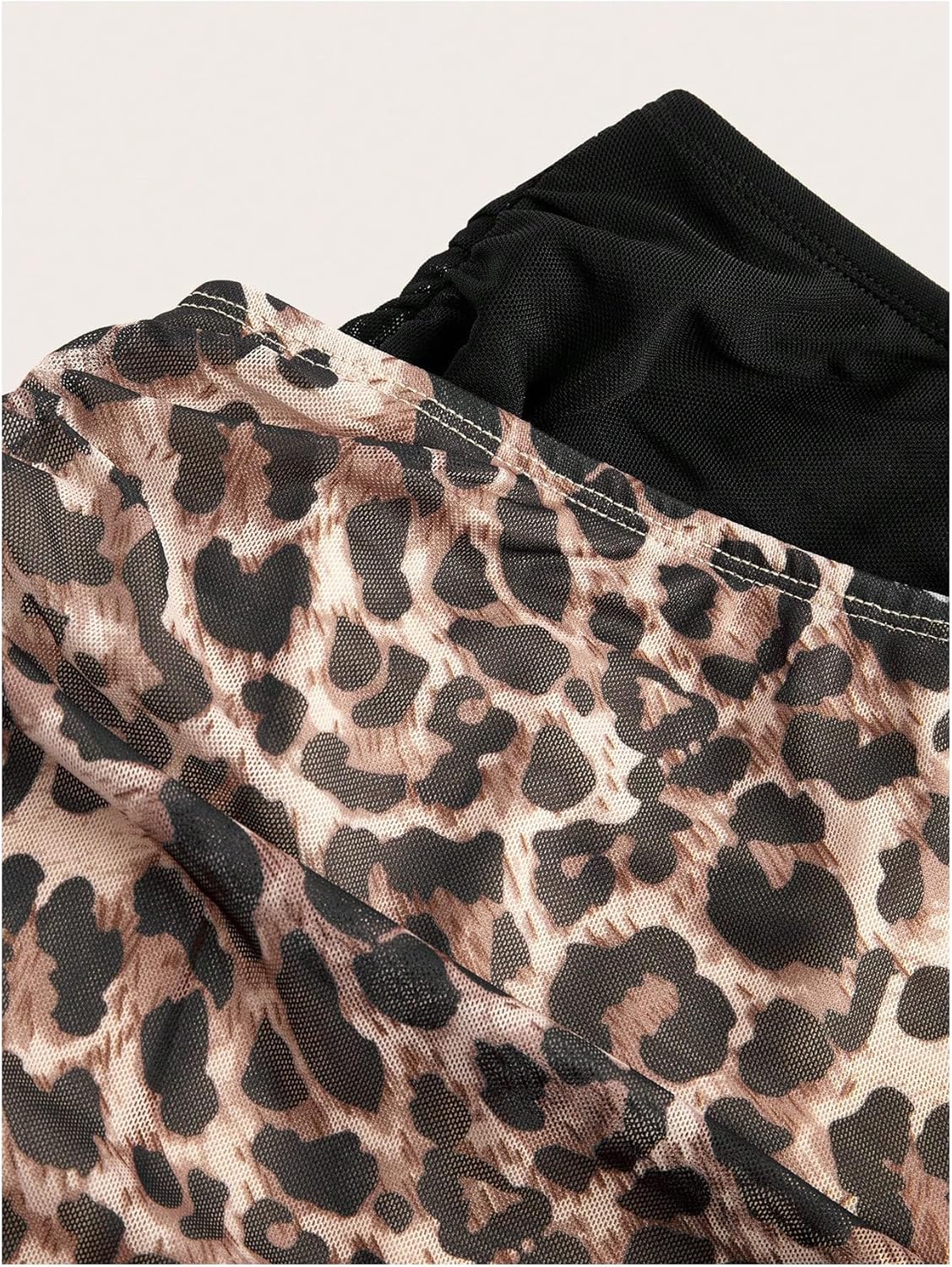 WDIRARA Women's 2 Pack Leopard Ruched Mini Skirt Low Rise Stretchy Bodycon Skirts - Image 4