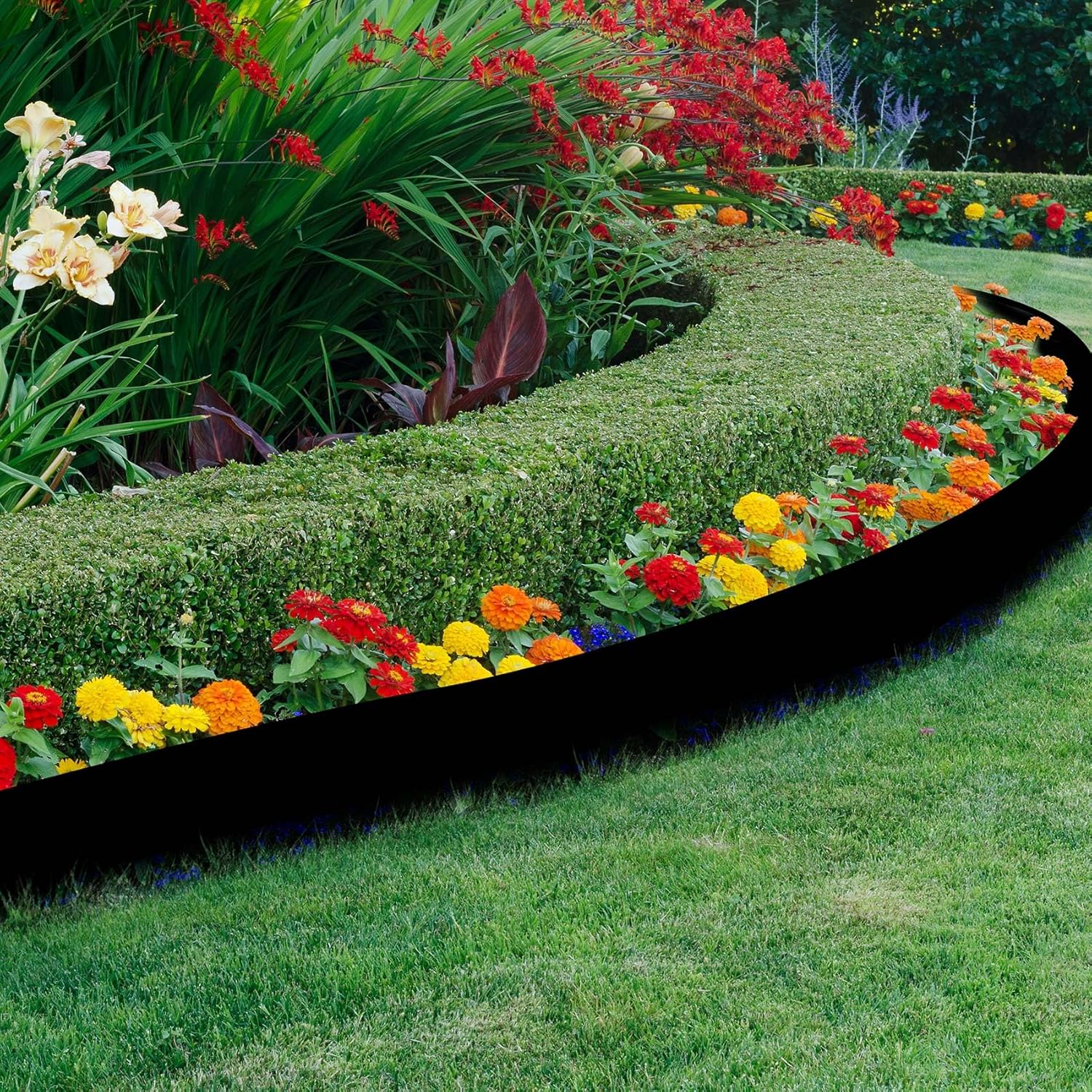 Blulu 16 Pcs 40" L x 6" H Steel Landscape Edging Metal Garden Edging Border Bed Hammer in Garden with 10 Clips for Lawn Yard Pathway Divider(Black)