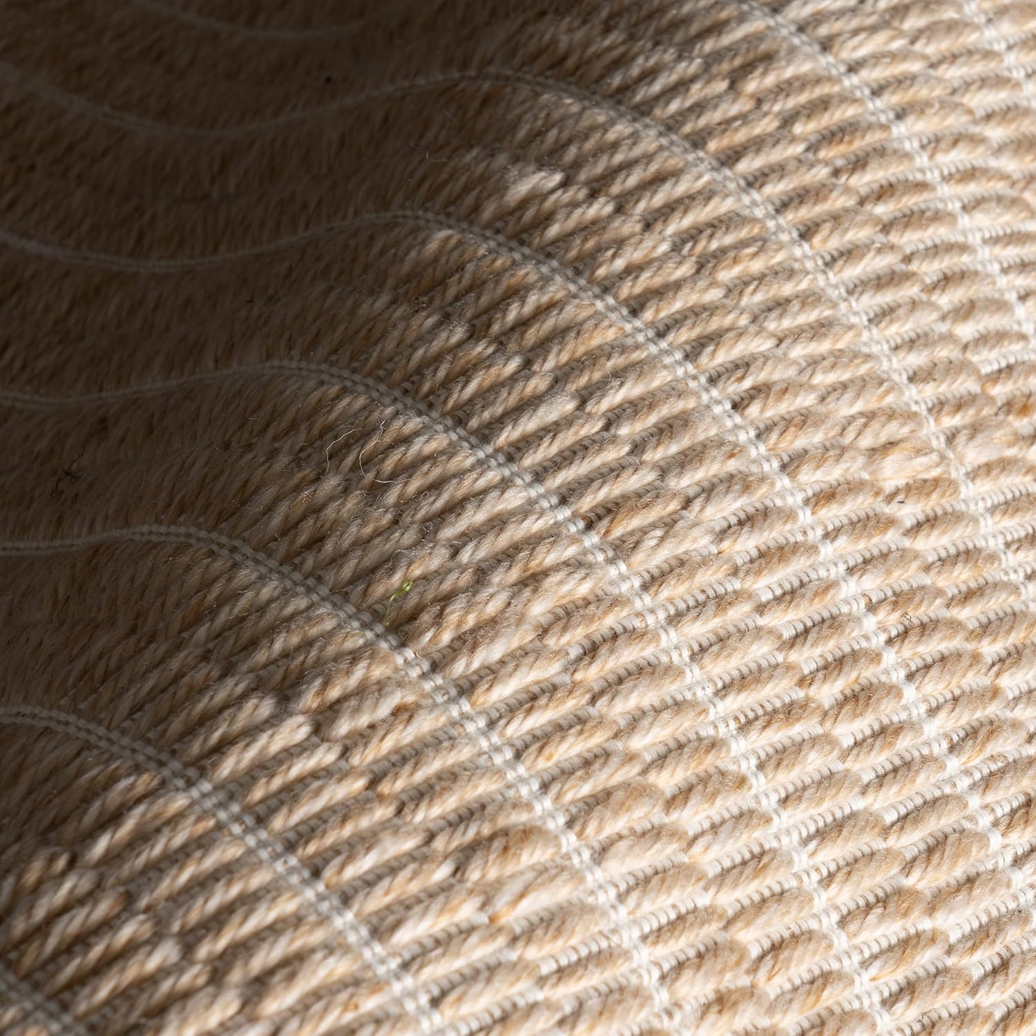 nuLOOM Erina Beige/Ivory, 9'6" x 13'6", Handmade, Soft and Textured, High Traffic, Stain Resistant, Easy Clean, Durable Area Rug for Indoor/Outdoor Patio, Deck, Porch, Garden, Courtyard