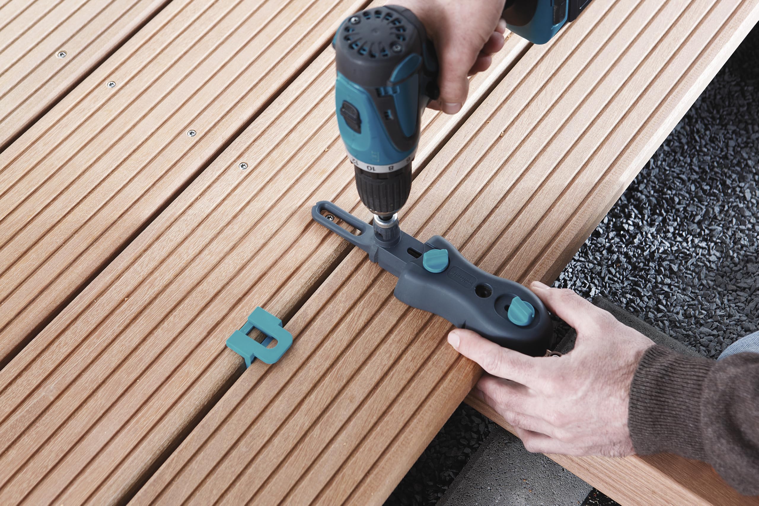 wolfcraft Set di Foratura per Terrazze 3 Pezzi, con Guida Regolabile 100–145 mm, Punta HSS 4 mm con Svasatore e Arresto di Profondità per Avvitamento Uniforme Tavole – 6960000