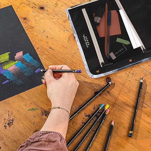 Miniatura 6 de Paquete de lápices de colores Chromaflow de Derwent - Juego de 72 lápices de colores de 0.157 in de ancho (2306014) + bolsa con cremallera de cinco