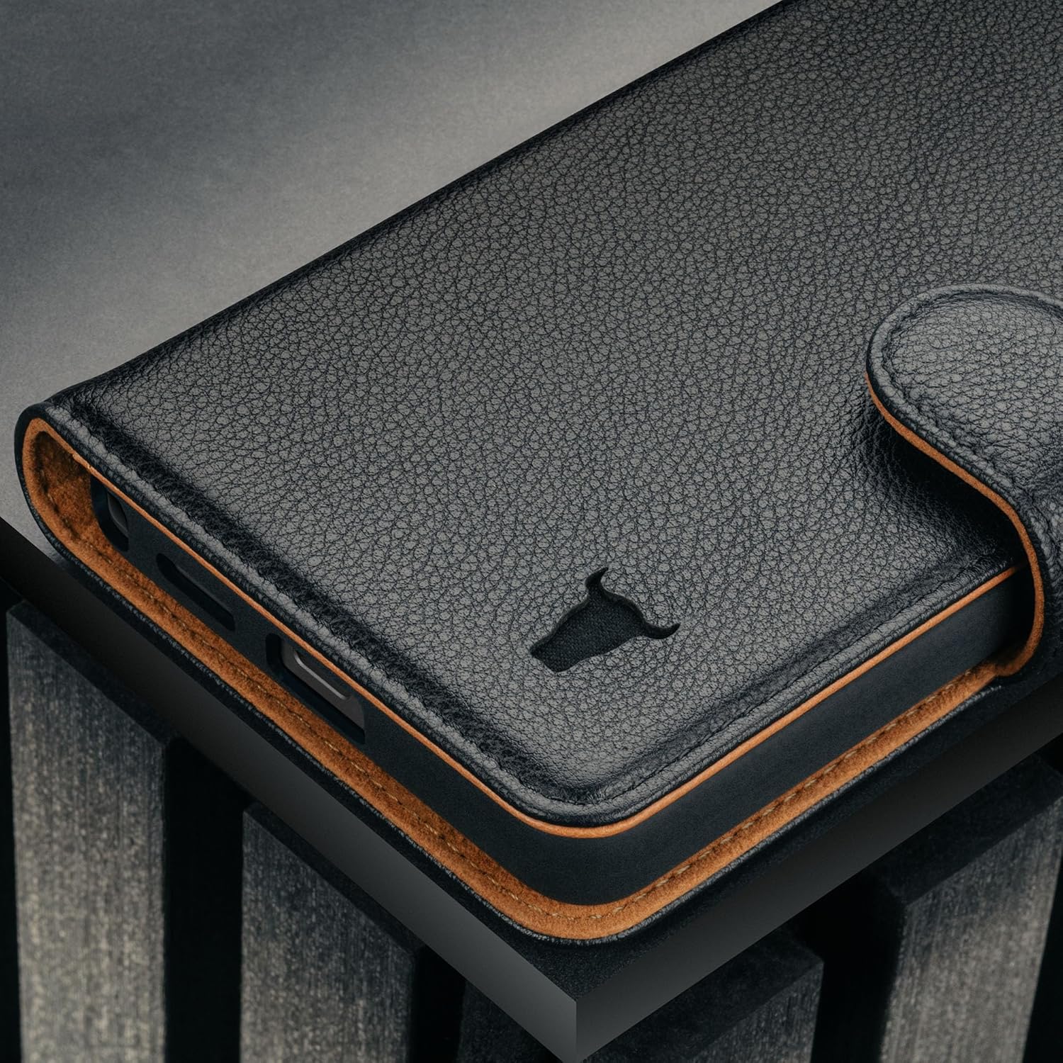 TORRO Leather Case Compatible with Samsung Galaxy S26 Ultra 5G 2026 – Leather Bumper Case with Magnetically Detachable Wallet Cover with Kickstand and Card Slots (Black)