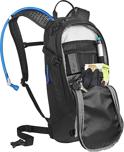 Miniatura 7 de CamelBak M.U.L.E. 12 Mochila de hidratación para ciclismo de montaña, mochila de hidratación fácil de rellenar, trampa de tubo magnético, 100 onzas